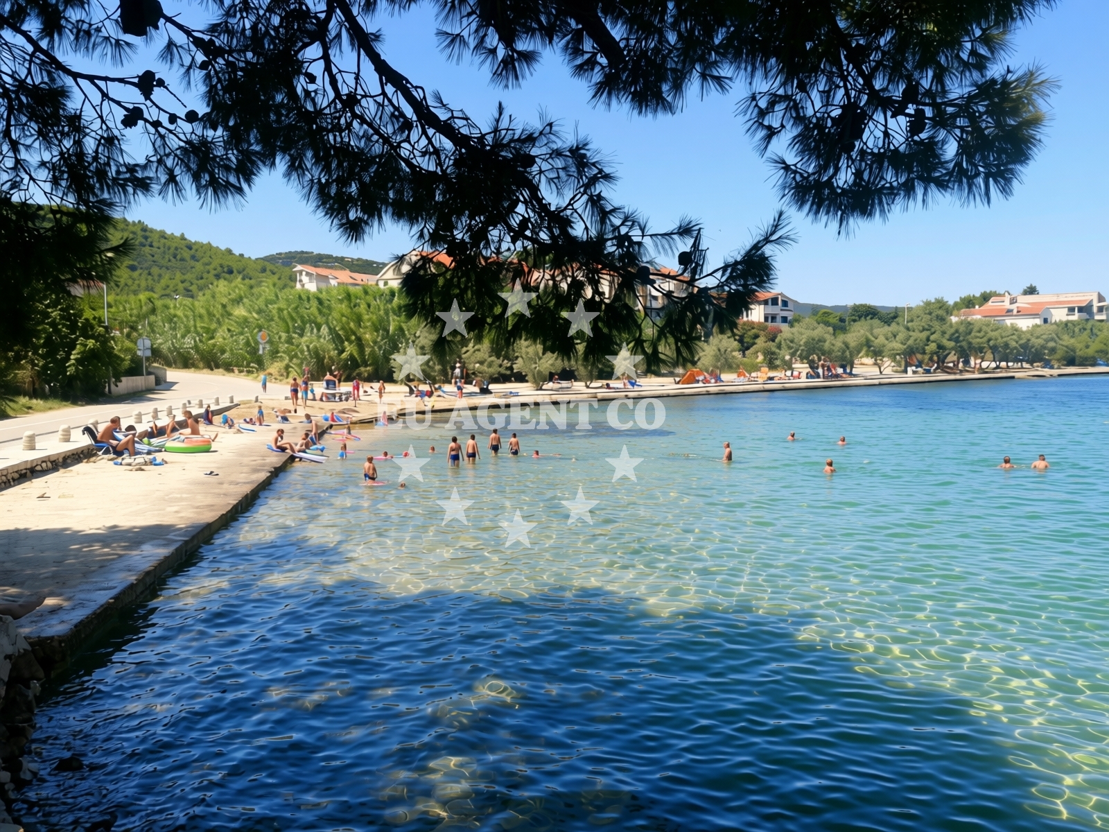 Sea and coastal view of Lucina beach in Lučina 7, Pašman