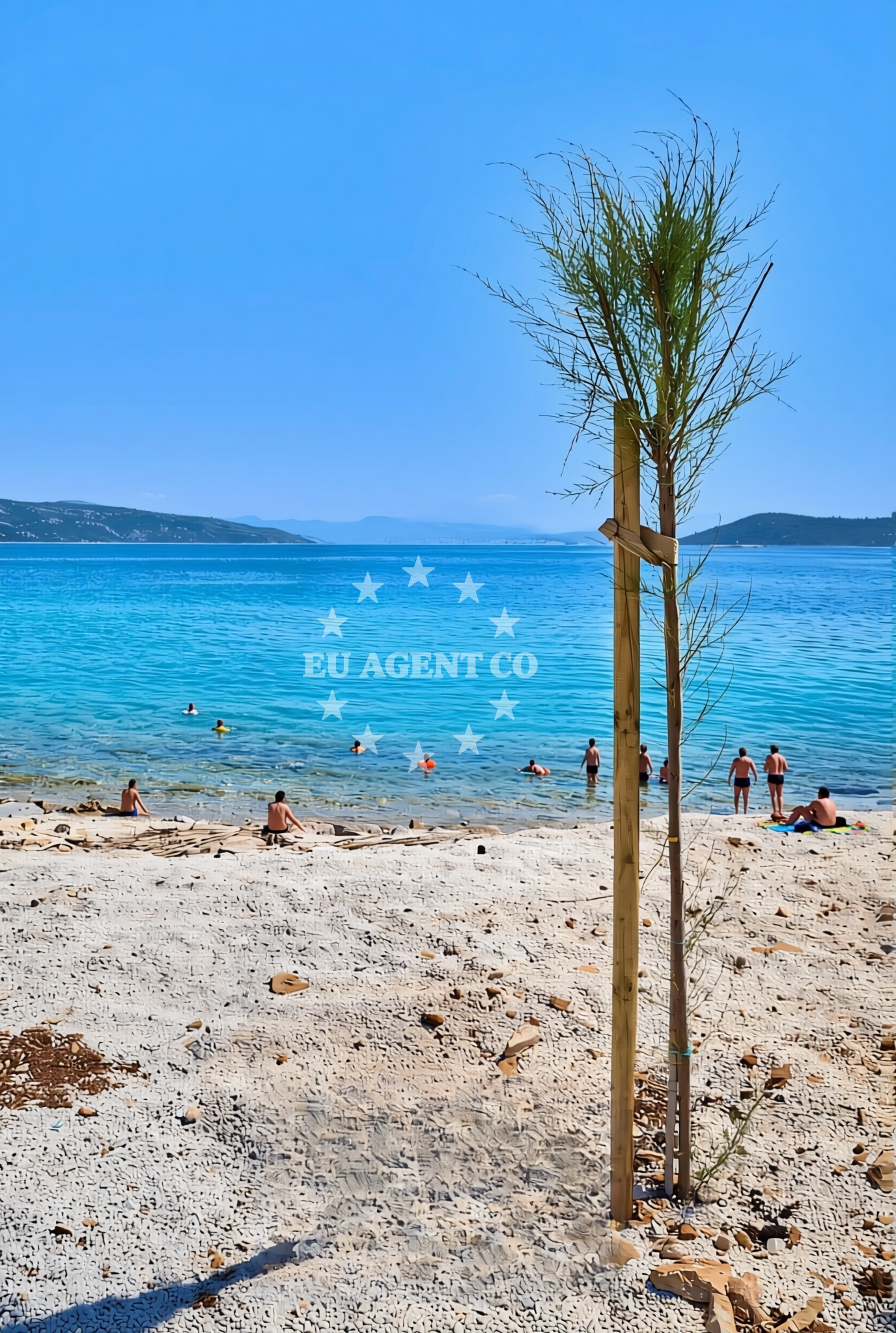 Additional view of Luka, Drvenik Mali (Drvenik Mali) Beach in Luka