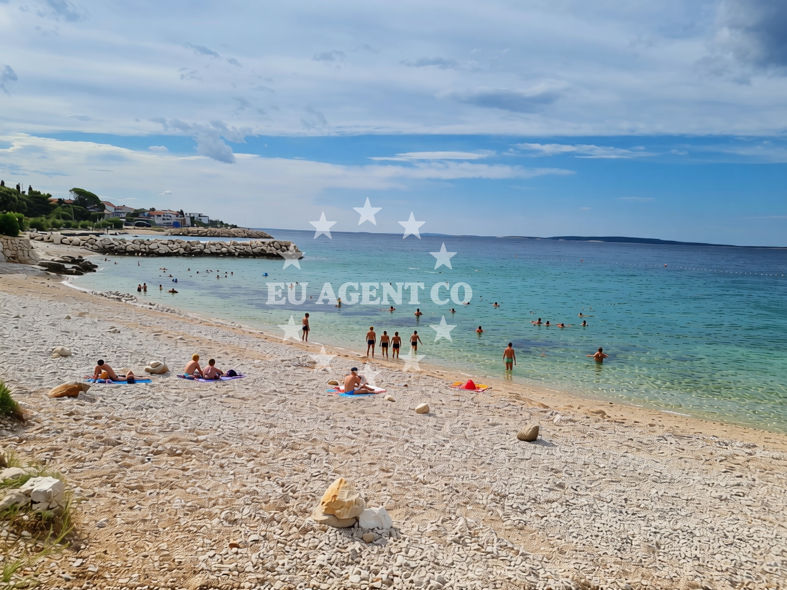 Beach facilities and surroundings at Luka Mandre Beach in 17 Kralja Tomislava ulica, Mandre