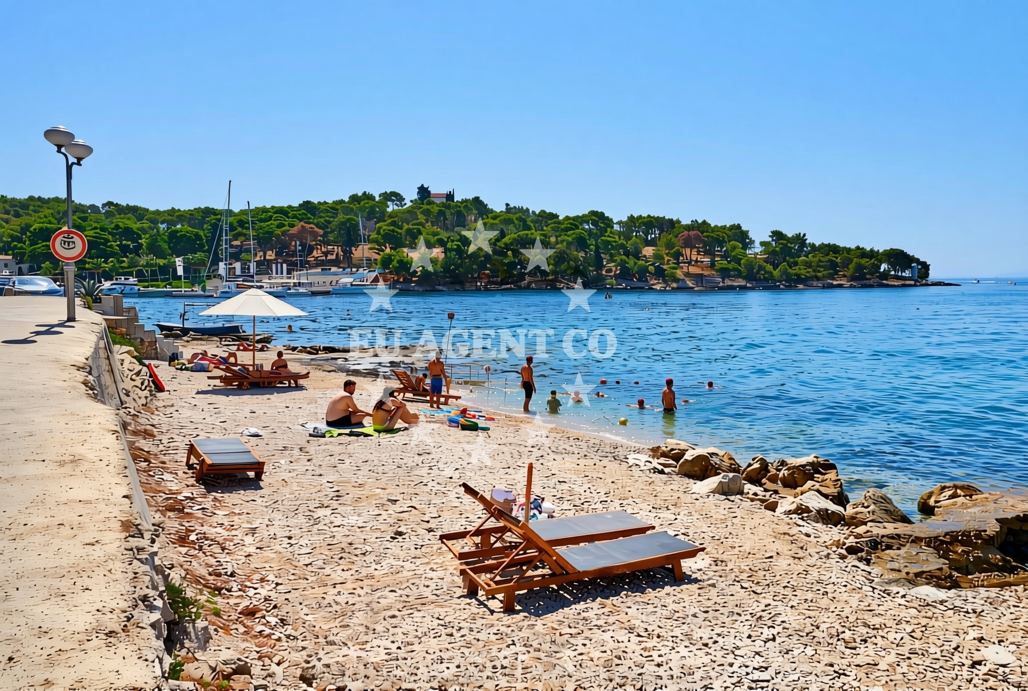 Shoreline and swimming area at Luka, Maslinica (Šolta) Beach in Luka