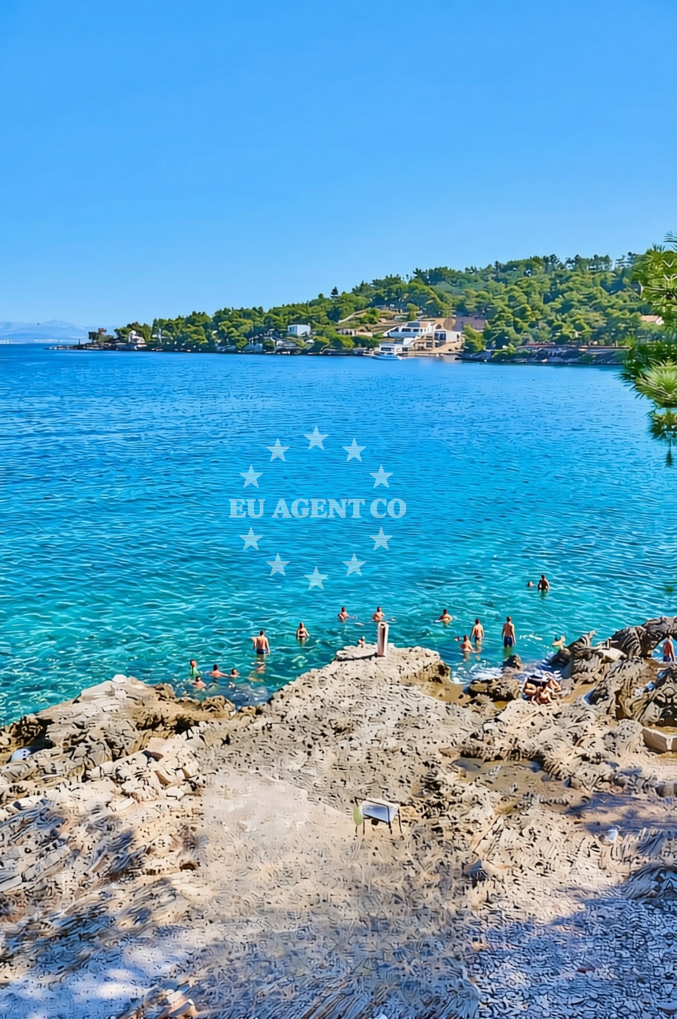 Beach facilities and surroundings at Luka, Rogač (Šolta) Beach in Luka