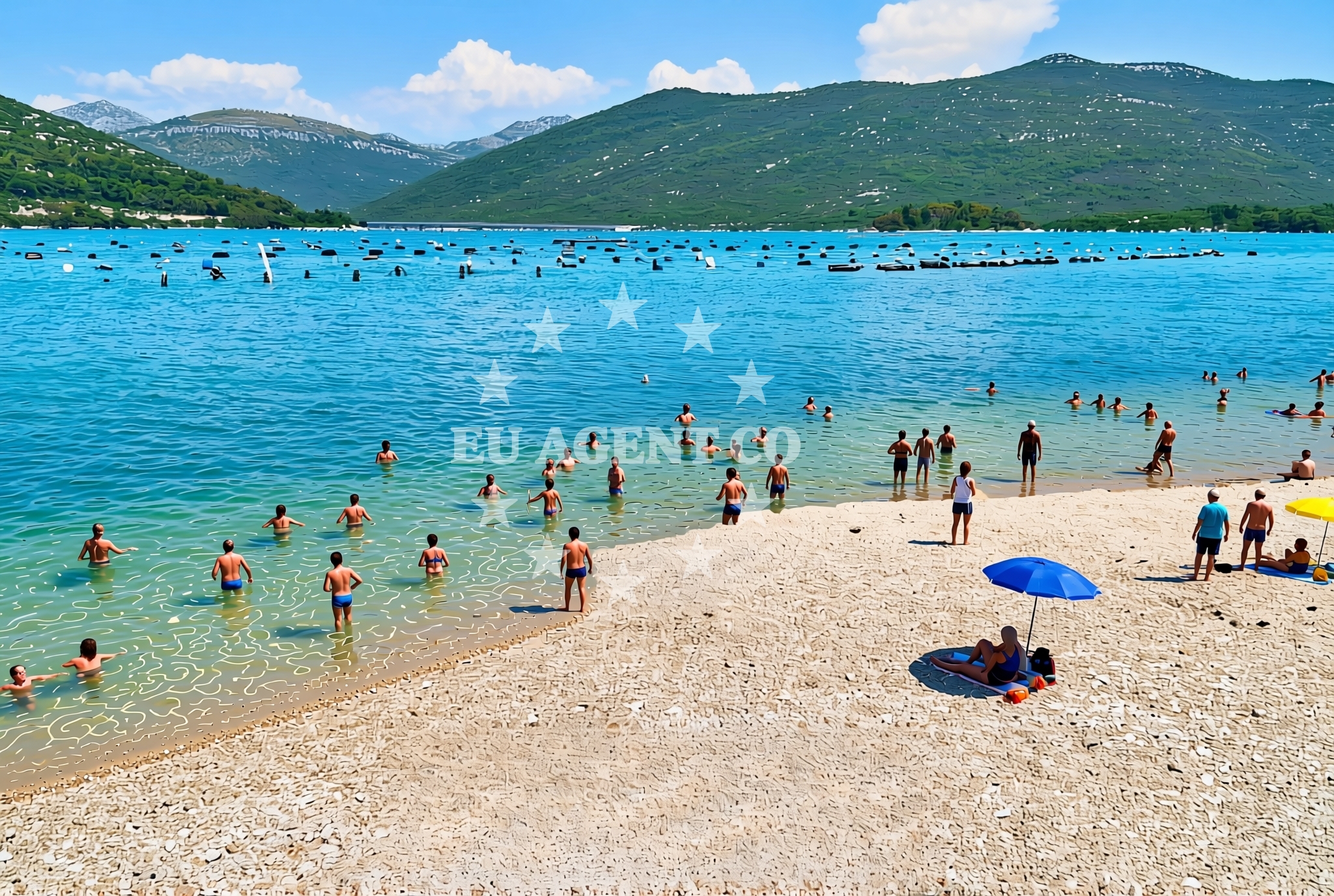 Beach facilities and surroundings at Luka stonska jug, Luka (Ston) Beach in Luka stonska jug