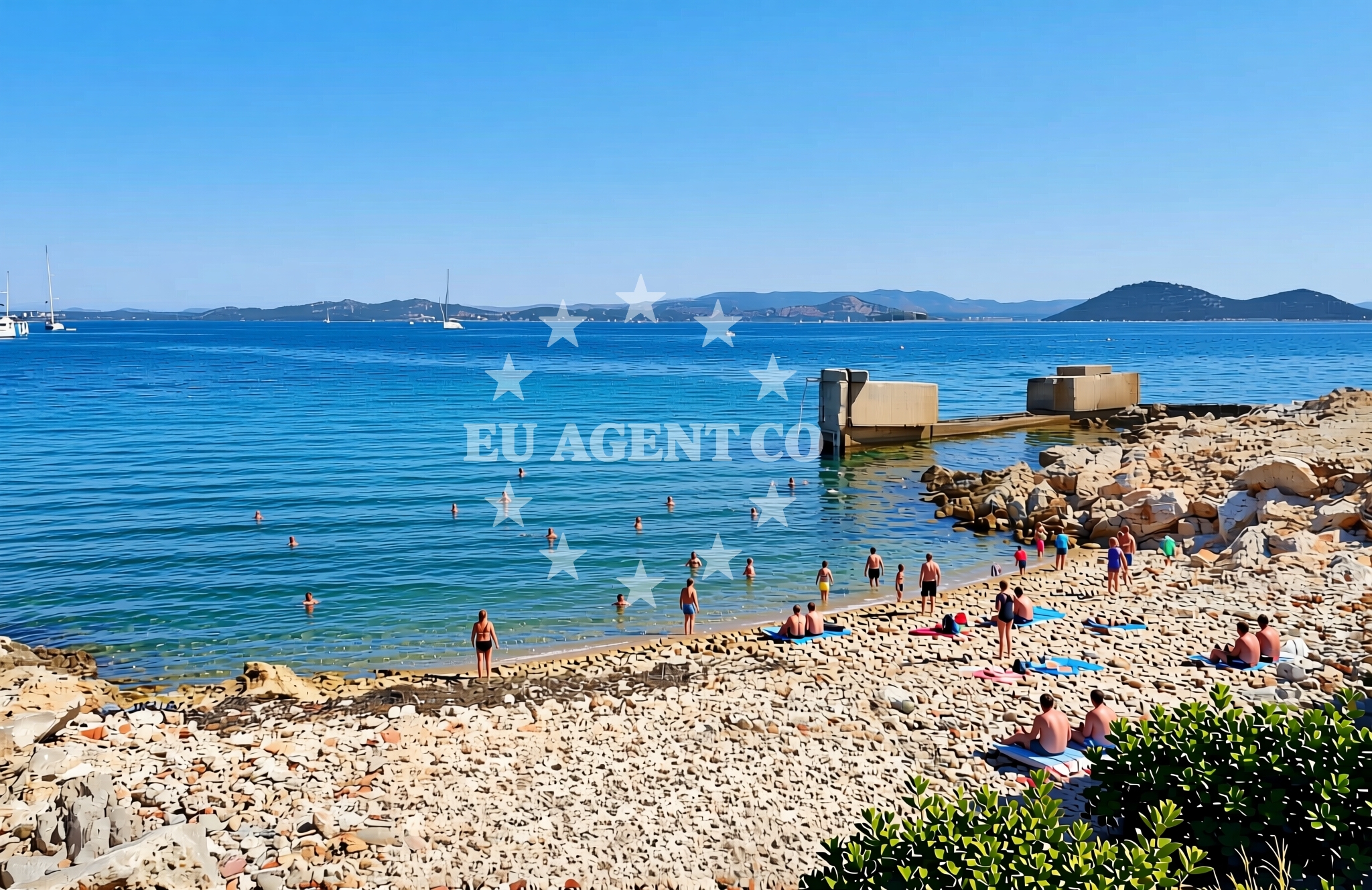Beach facilities and surroundings at Lukobran, Vrgada (Vrgada) Beach in Lukobran