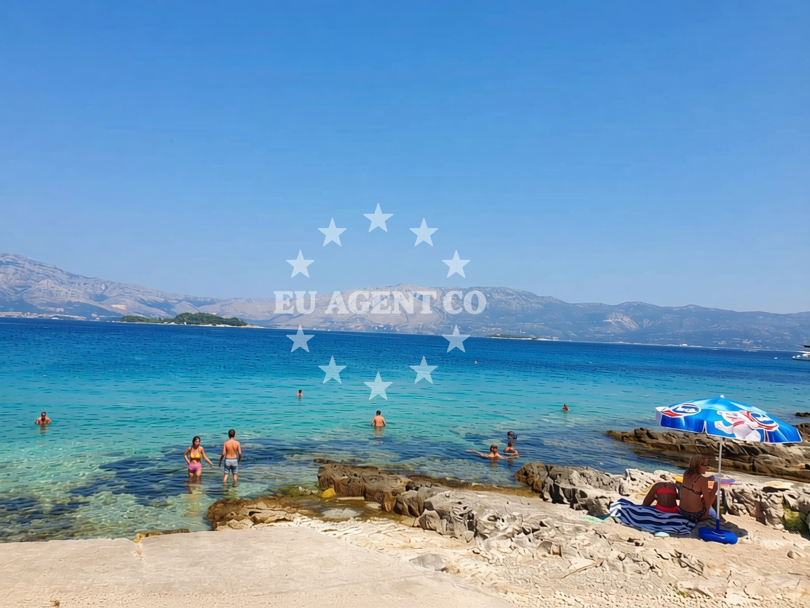 Overview of Lumbarda beach in 487 Lumbarda, Lumbarda