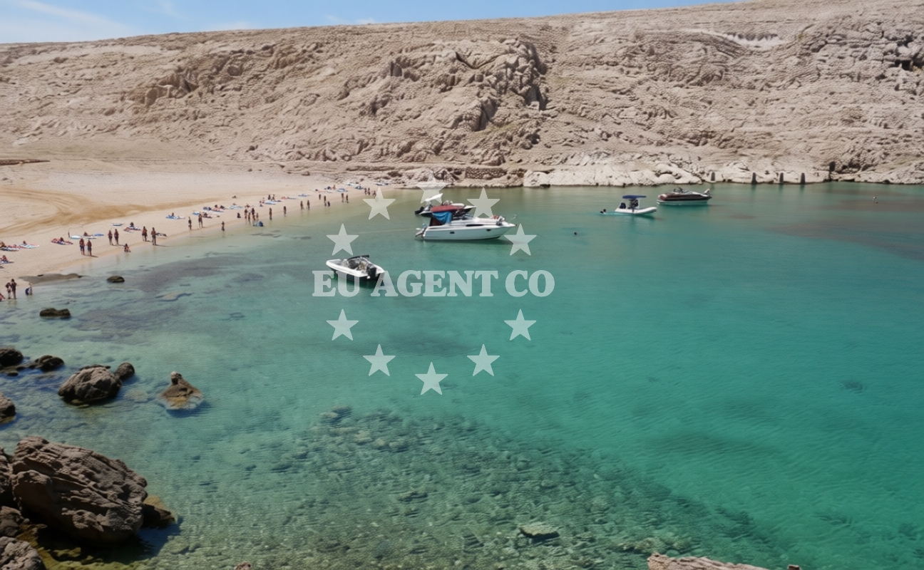 Additional view of Mag beach in Stinica 11B, Stinica