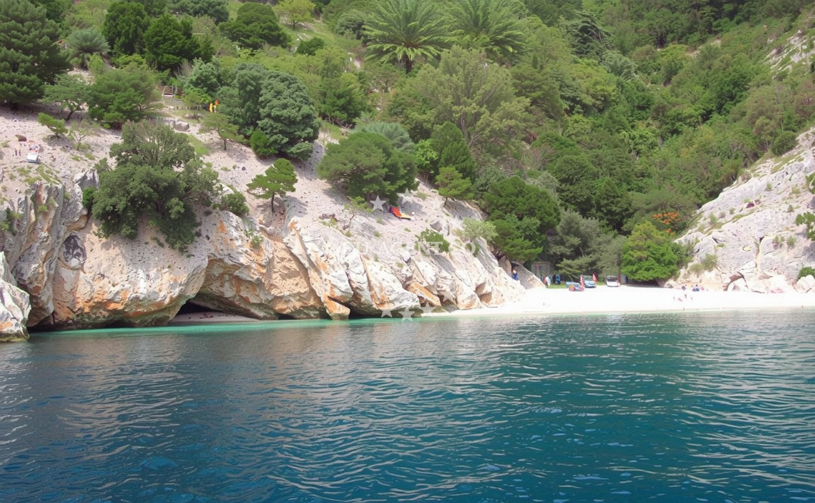 Shoreline and swimming area at Magic beach in Filozici 30 , Cres - Porozina, Cres