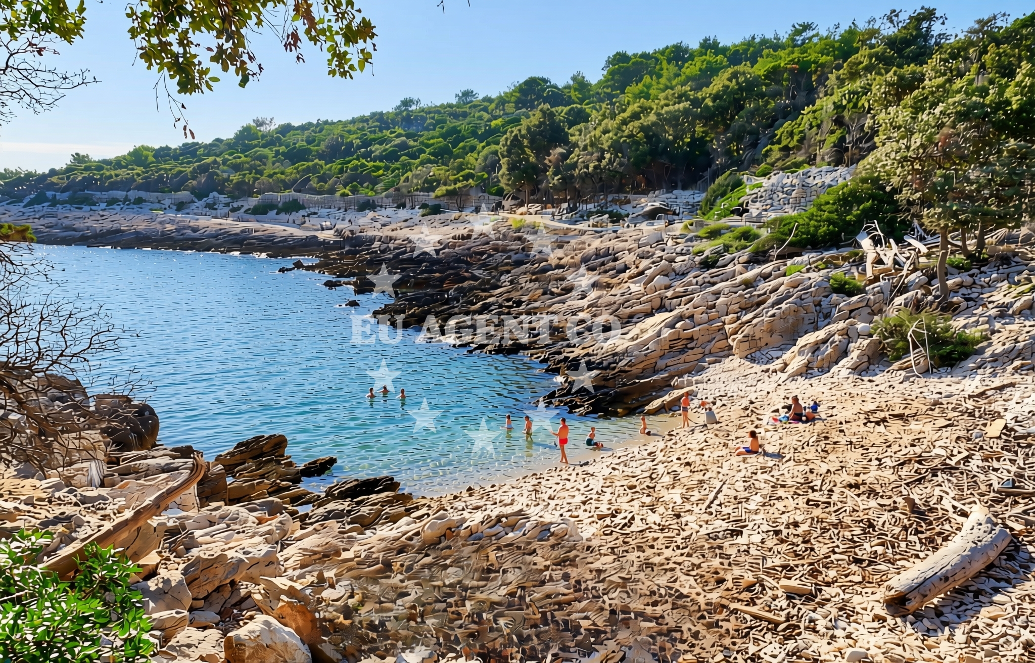 Shoreline and swimming area at Mala draga, Veli Lošinj (Lošinj) Beach in Mala draga
