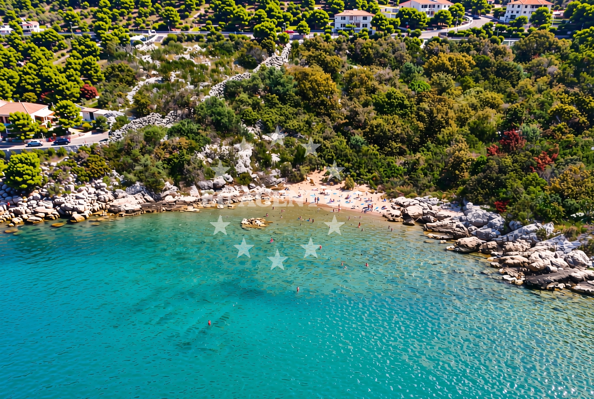 Beach facilities and surroundings at Mala luka istok, Drvenik Veliki (Drvenik Veli) Beach in Mala luka istok
