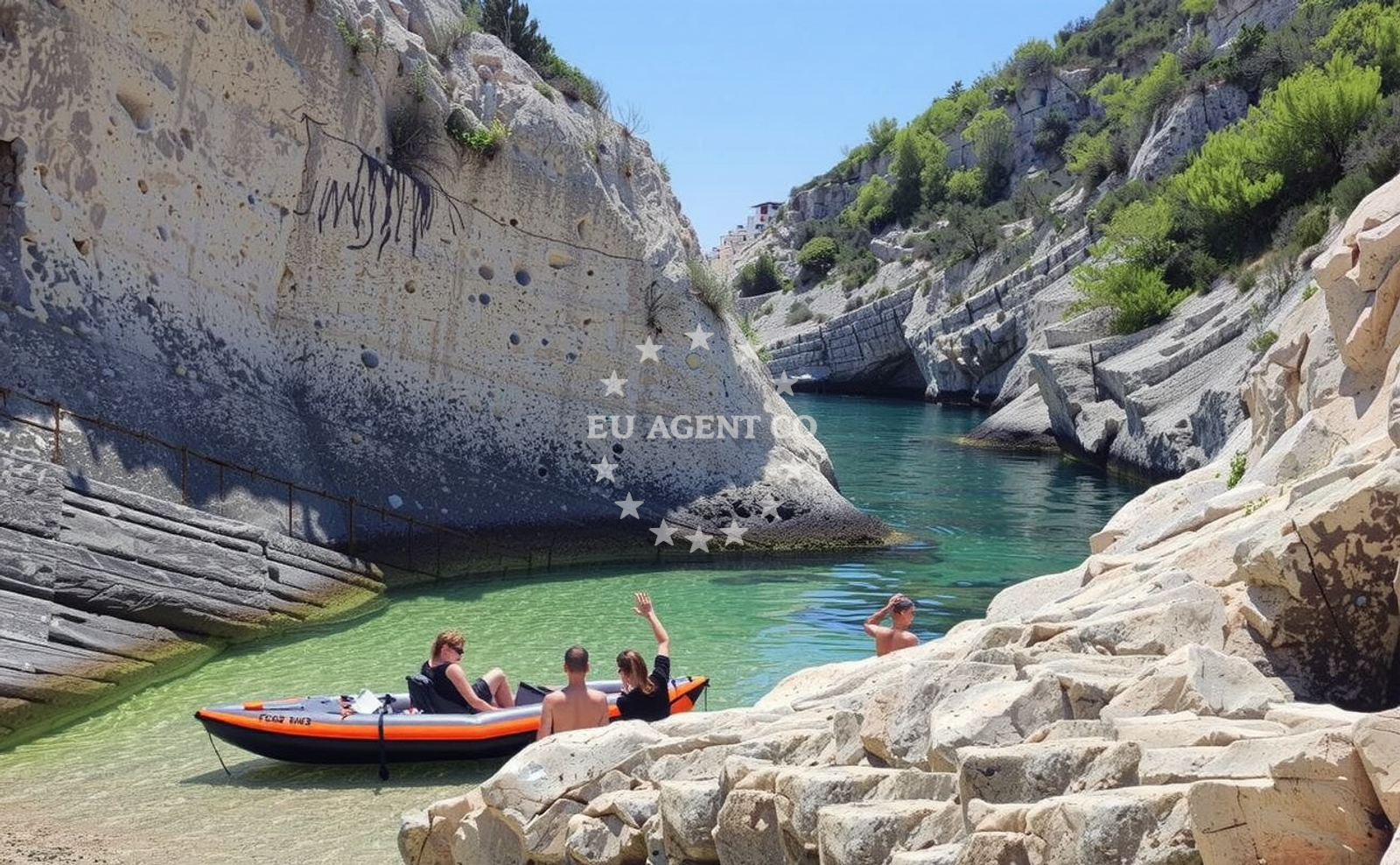 Additional view of Mala Pritiscina Beach in Gurnji put 37, Komiža