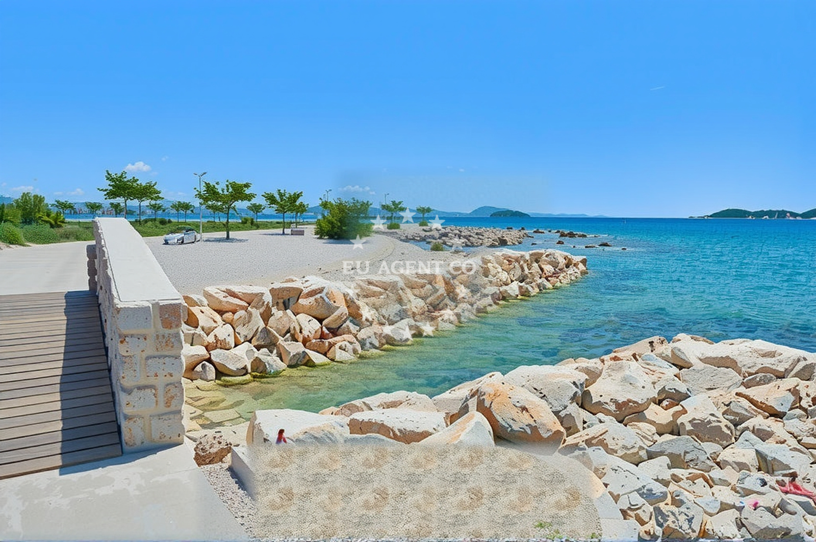 Additional view of Male Vrulje Beach in 11 Kraje ulica, Vodice