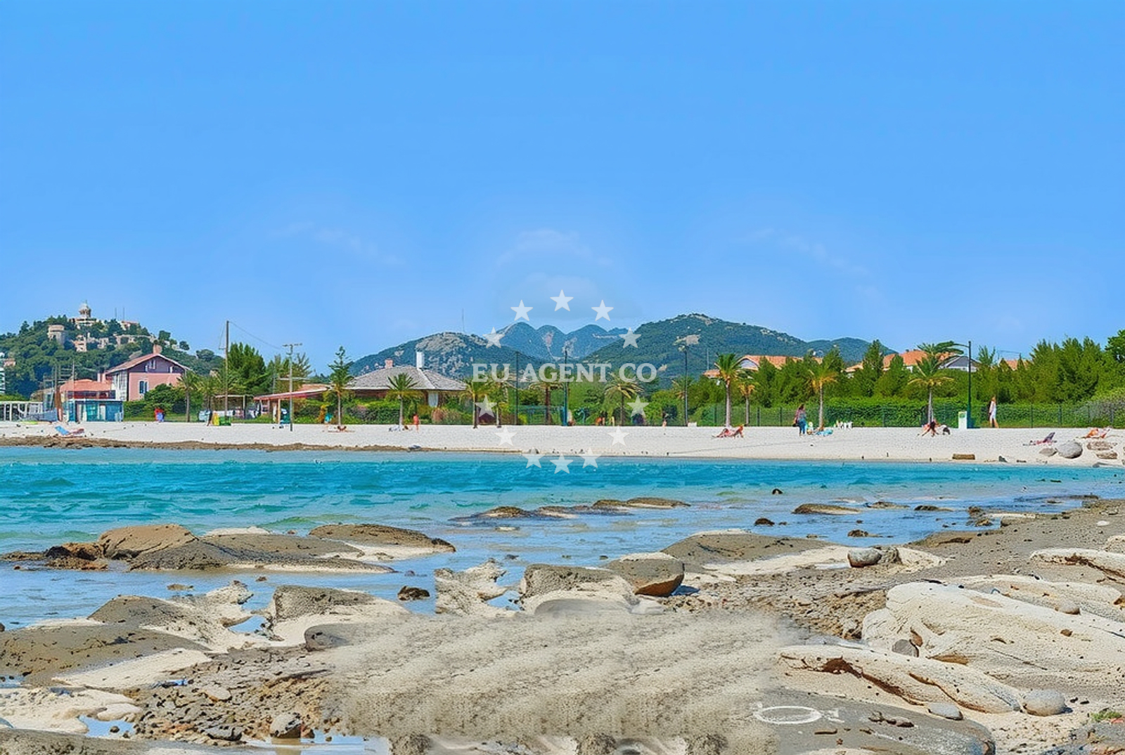 Additional view of Male Vrulje Beach in 11 Kraje ulica, Vodice