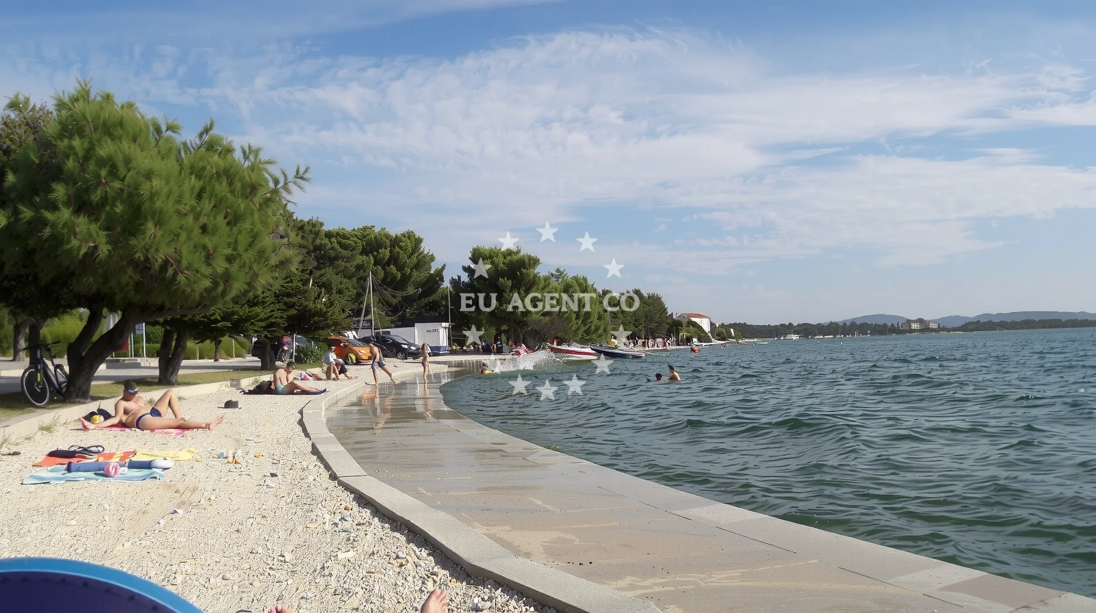 Sea and coastal view of Mali Mlini Beach in 10 Ulica Andrije Buvine, Zadar