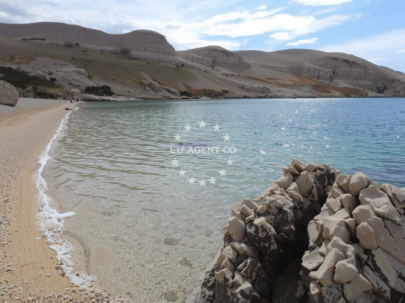 Additional view of Malin beach in Dubrovačka ul. 22, Pag