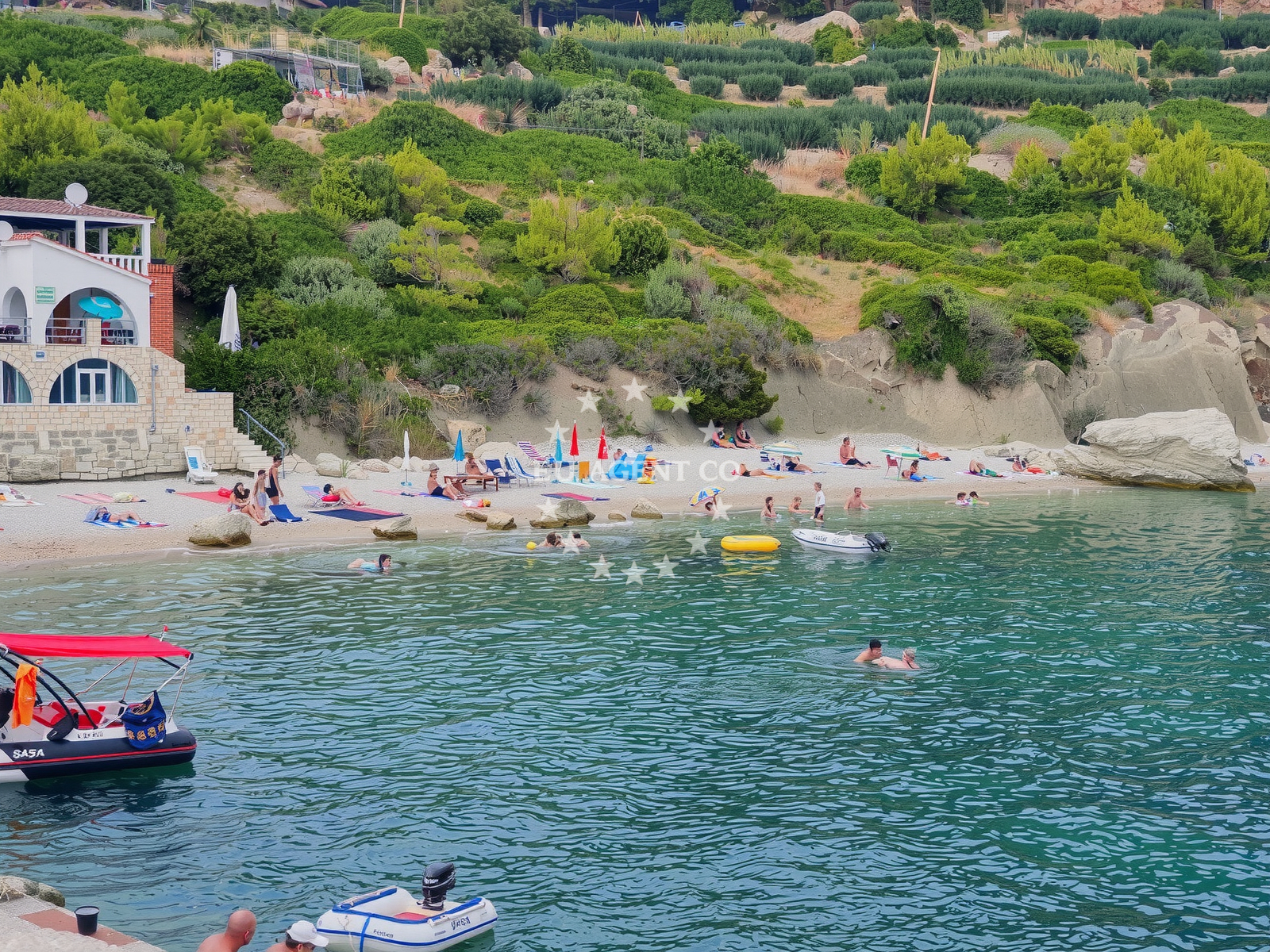 Additional view of Malo Zarace beach in , Zarače