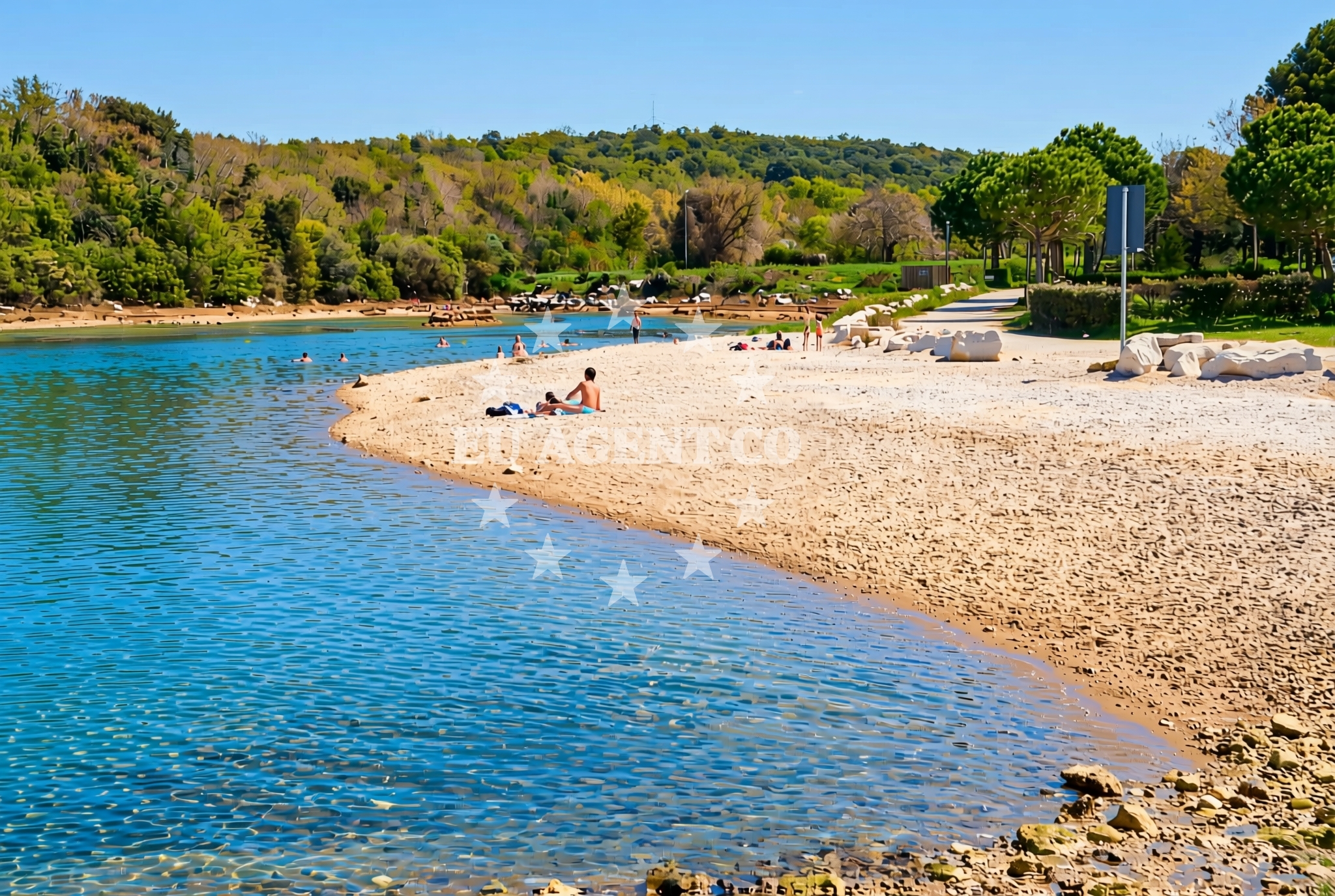 Sea and coastal view of Marasi: beaches and coves in Marasi