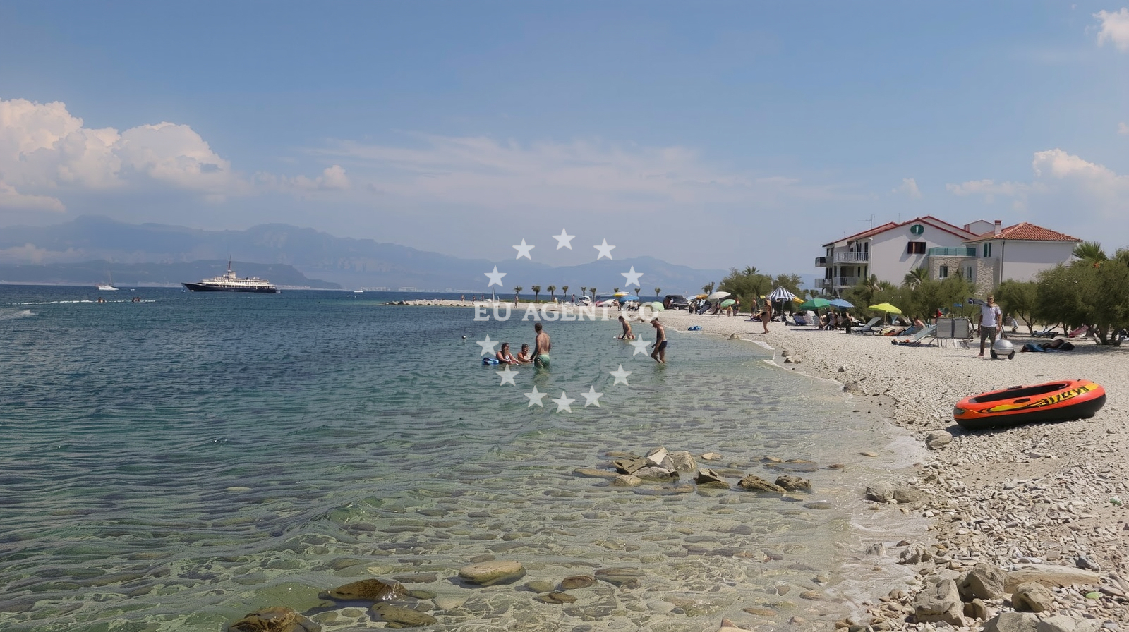Shoreline and swimming area at Mari-Lu beach in Put Mora 38, Mirce