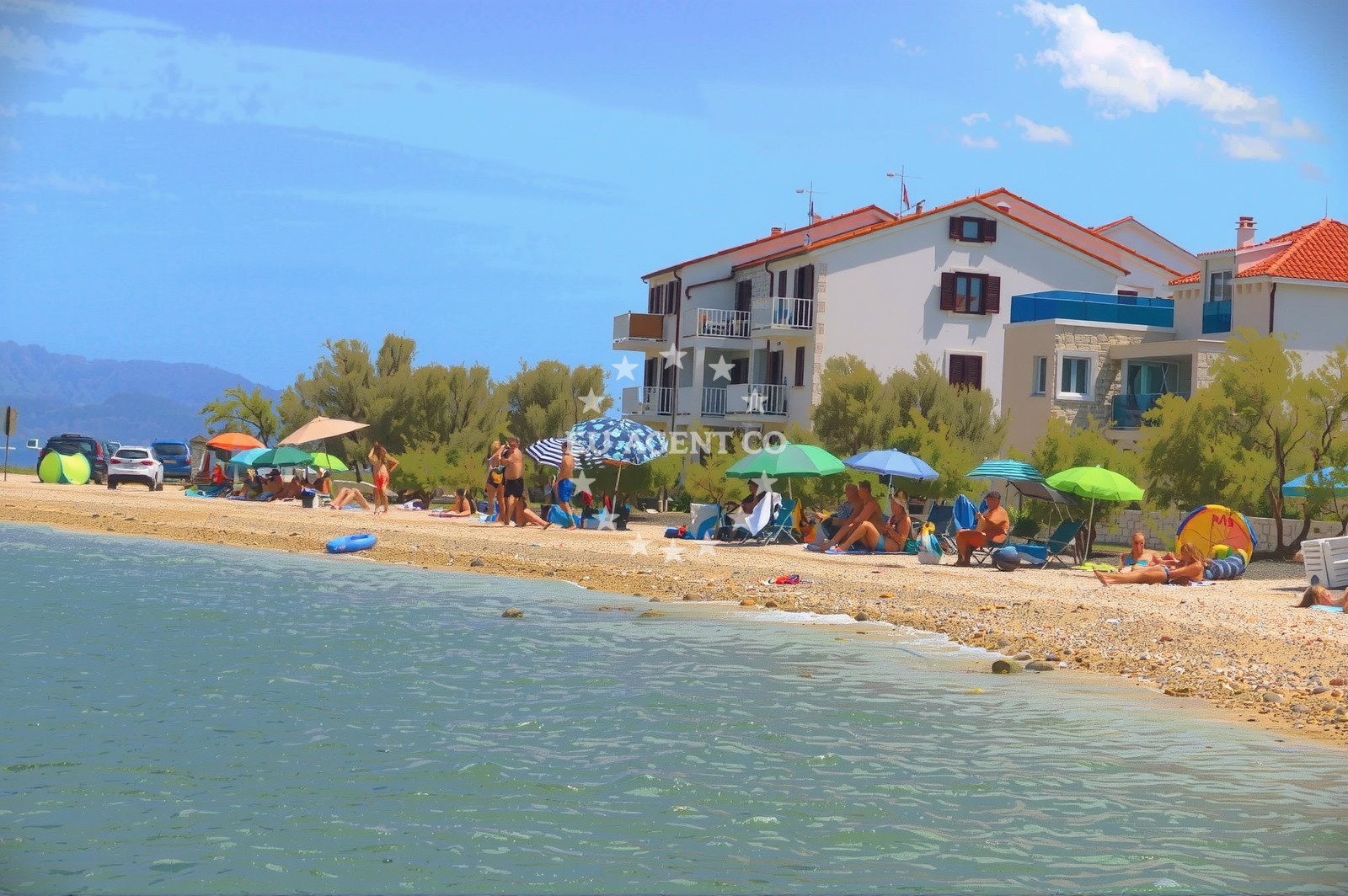Beach facilities and surroundings at Mari-Lu beach in Put Mora 38, Mirce