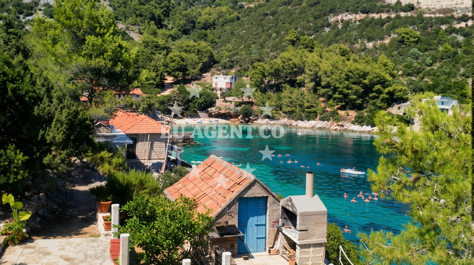 Shoreline and swimming area at Maria beach