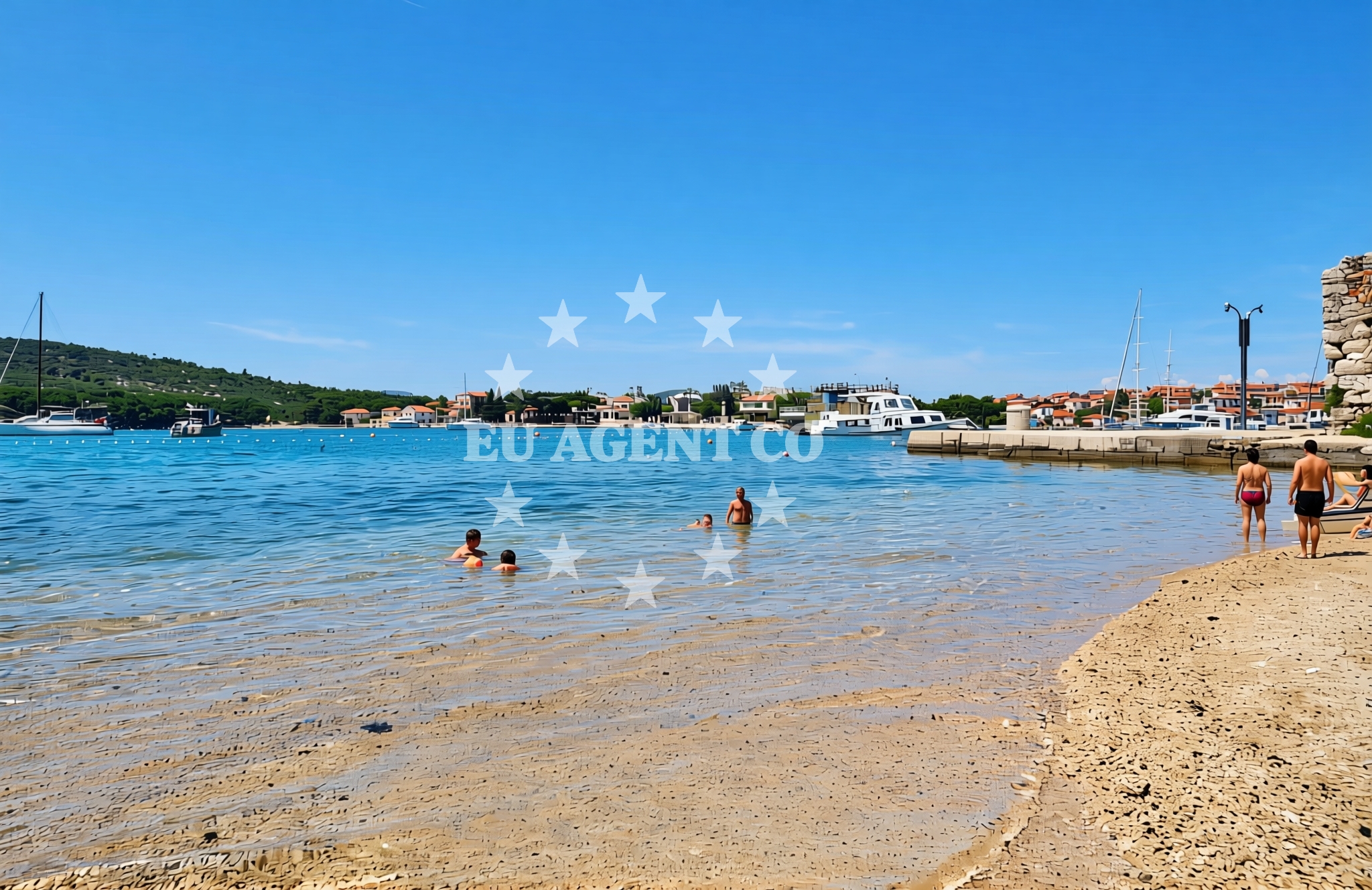 Beach facilities and surroundings at Marina, Cres (Cres) Beach in Marina