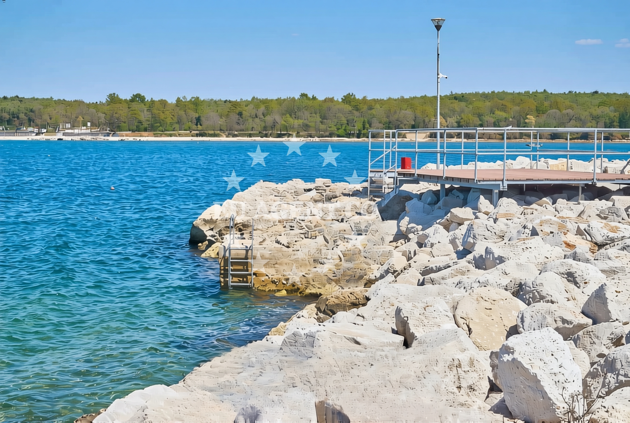 Beach facilities and surroundings at Marina, Funtana Beach in Marina