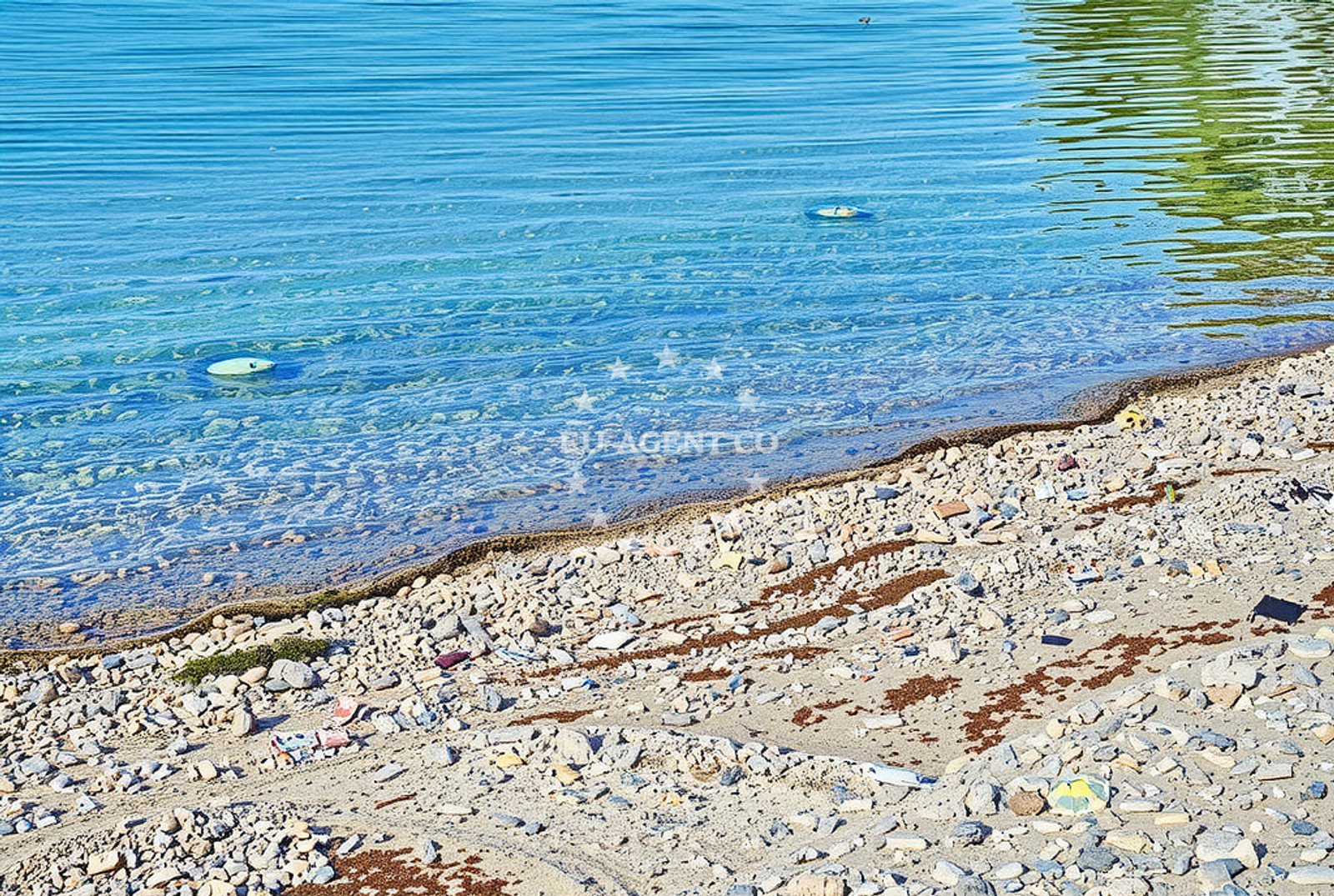 Shoreline and swimming area at Marina Seline in Put igralište, Seline