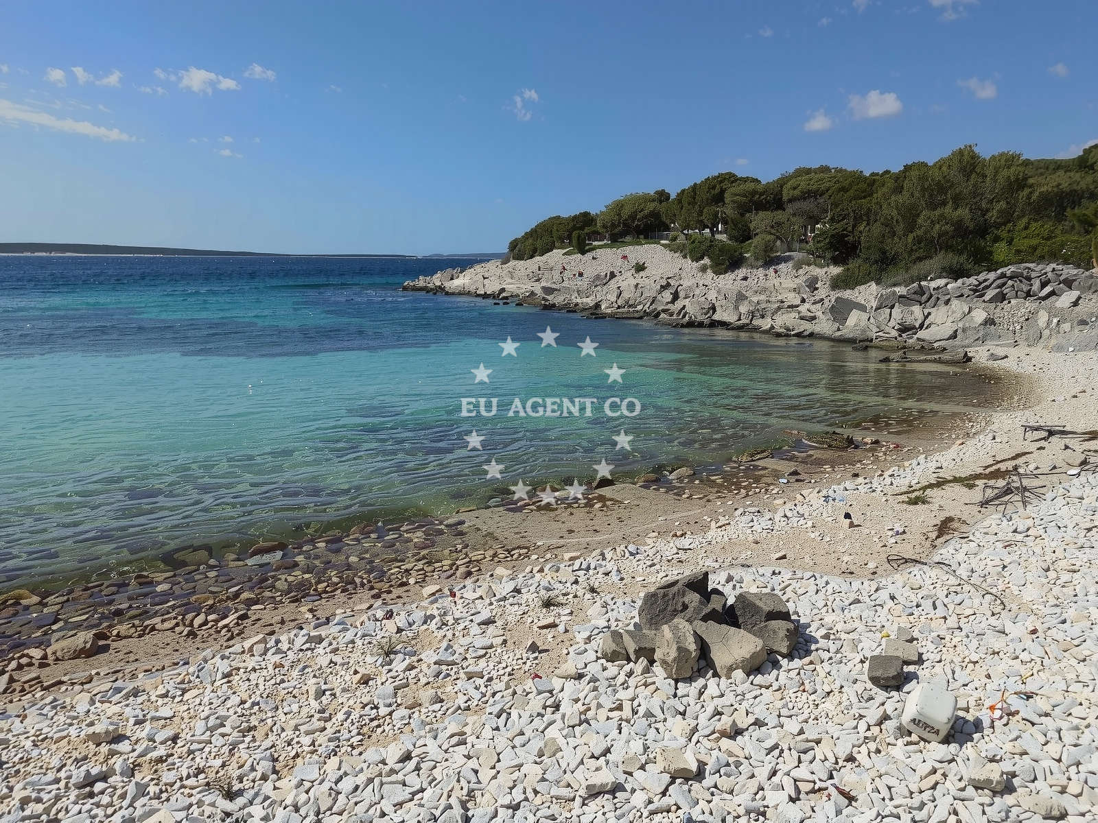 Additional view of Marlin beach in Lungo Mare 100, Mandre