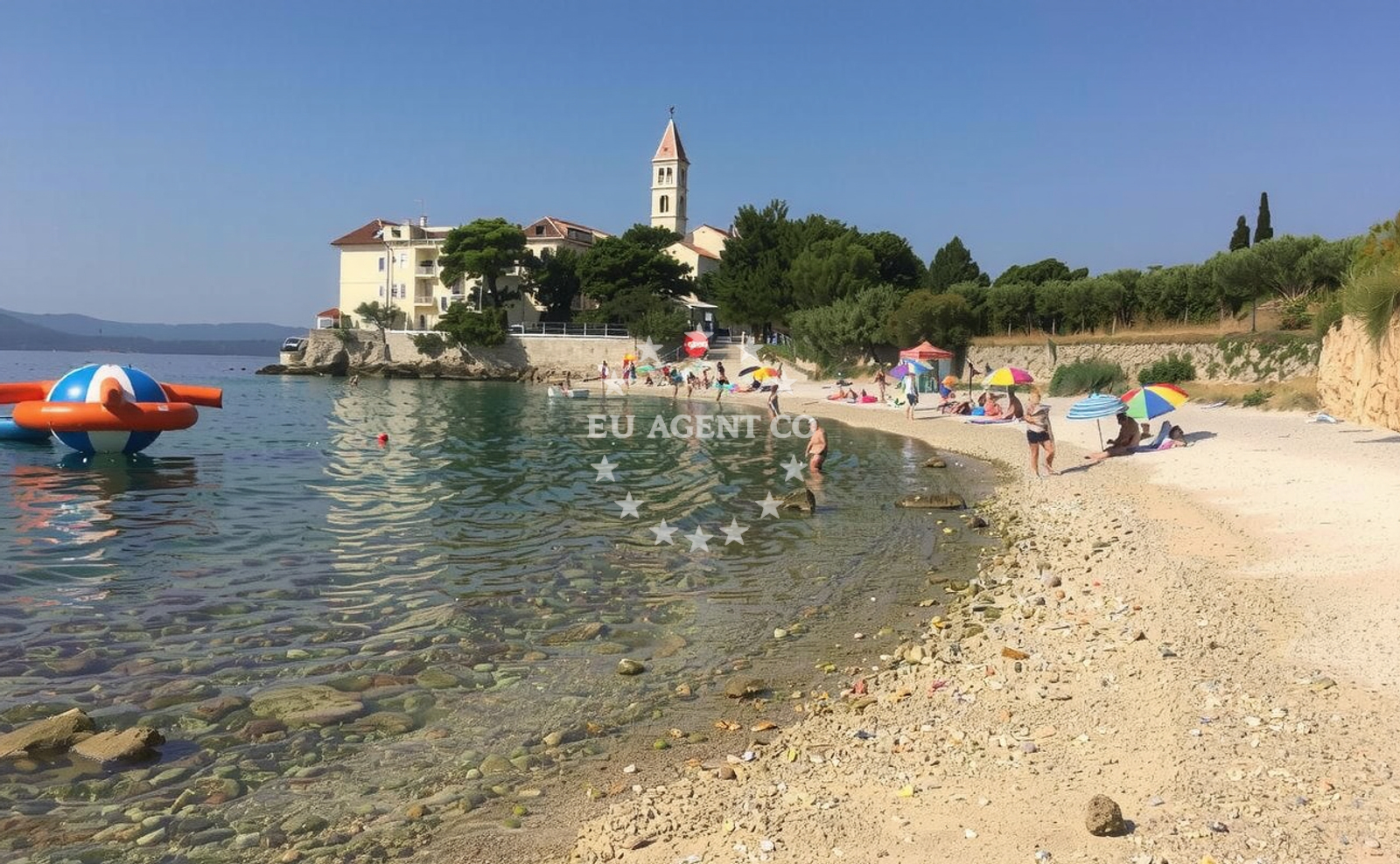 Additional view of Martinica beach in David cesta 26A, Bol