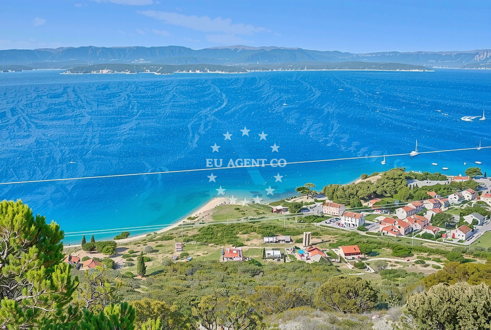 Additional view of Martinica beach in David cesta 26A, Bol