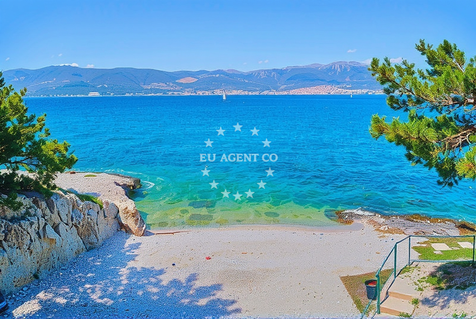 Additional view of Martinka beach in Put porta 20, Slatine