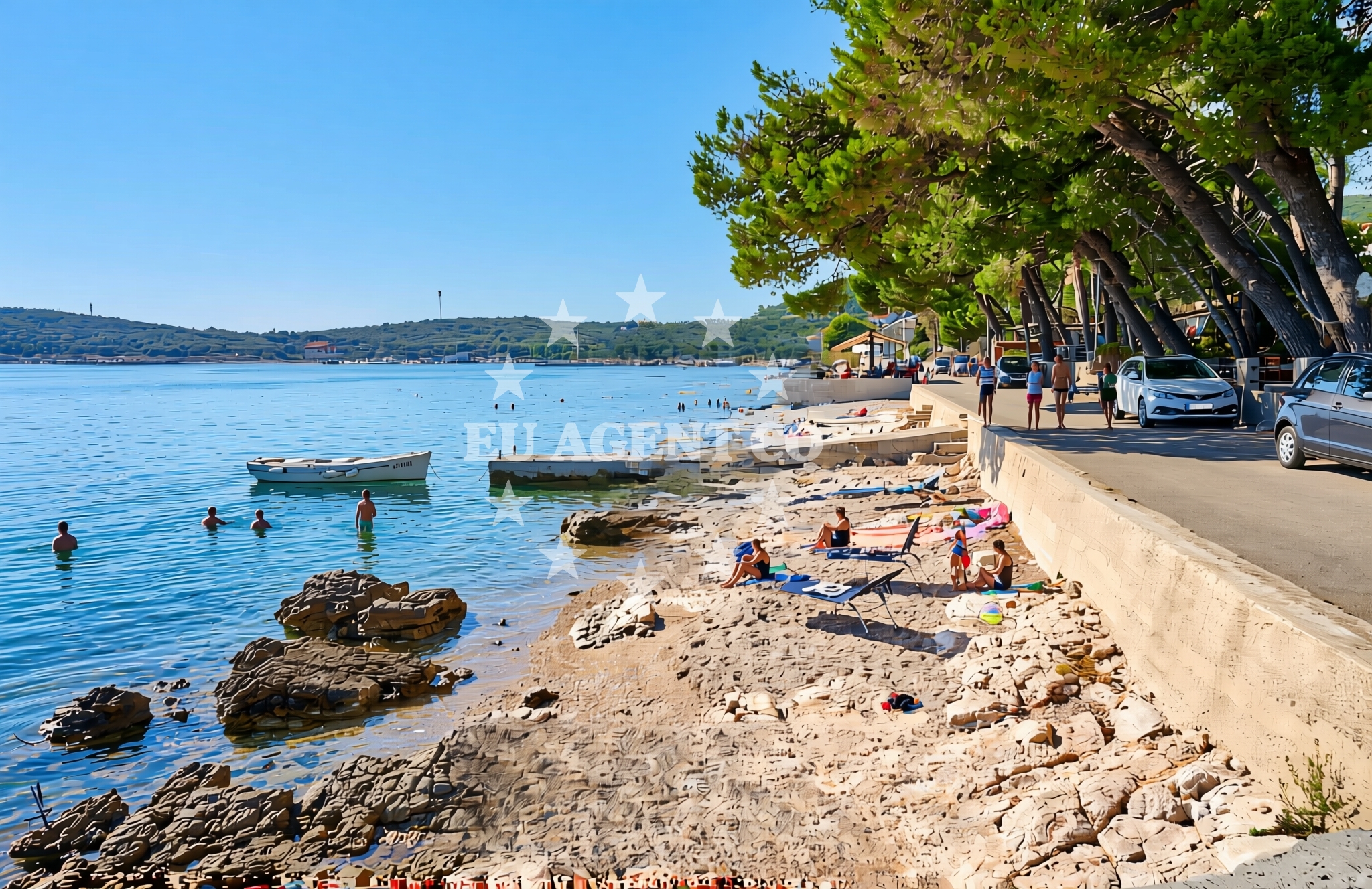 Beach facilities and surroundings at Martinšćica (Cres): beaches and coves (6) in Martinšćica (Cres)