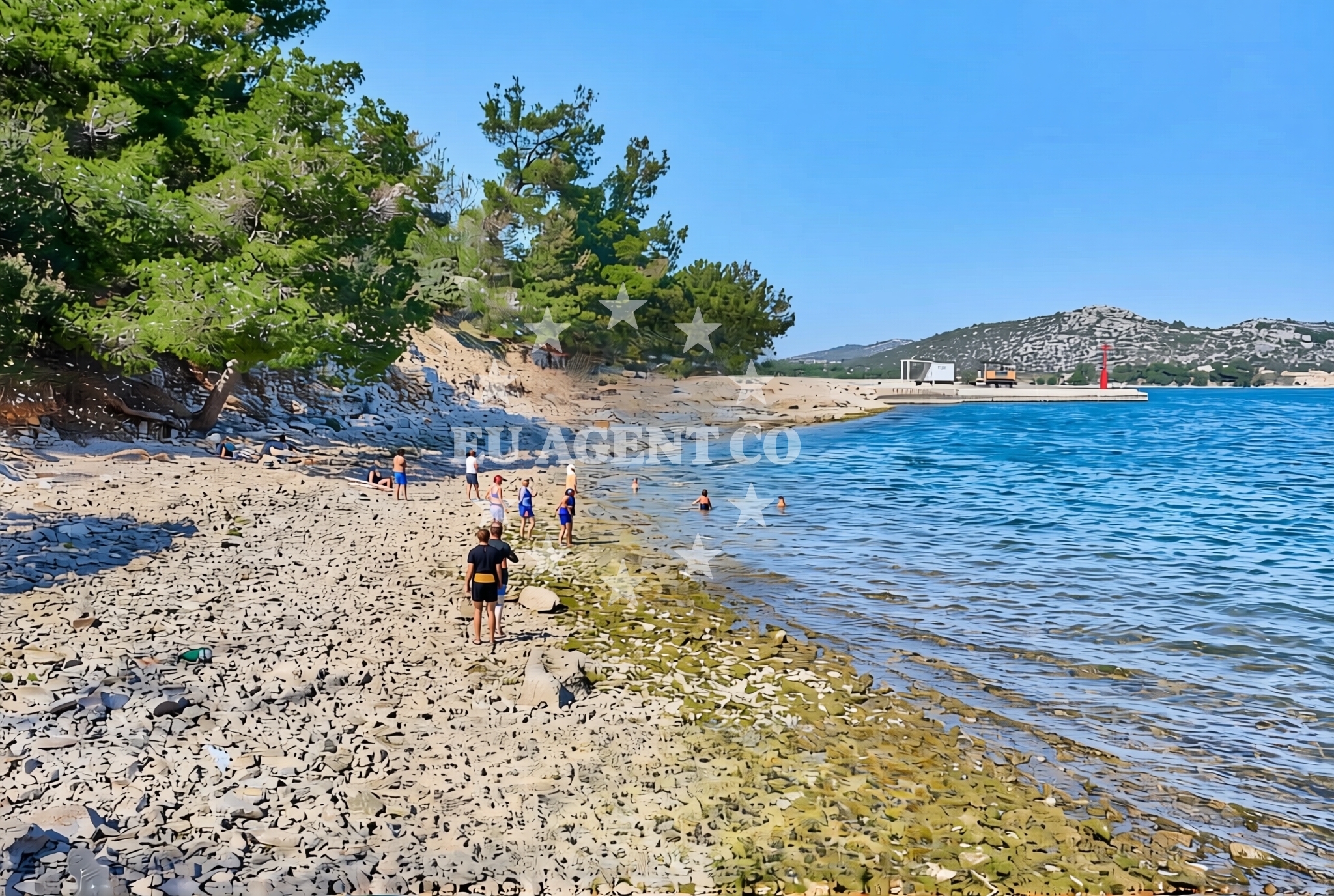 Overview of Martinska jug, Šibenik Beach in Martinska jug