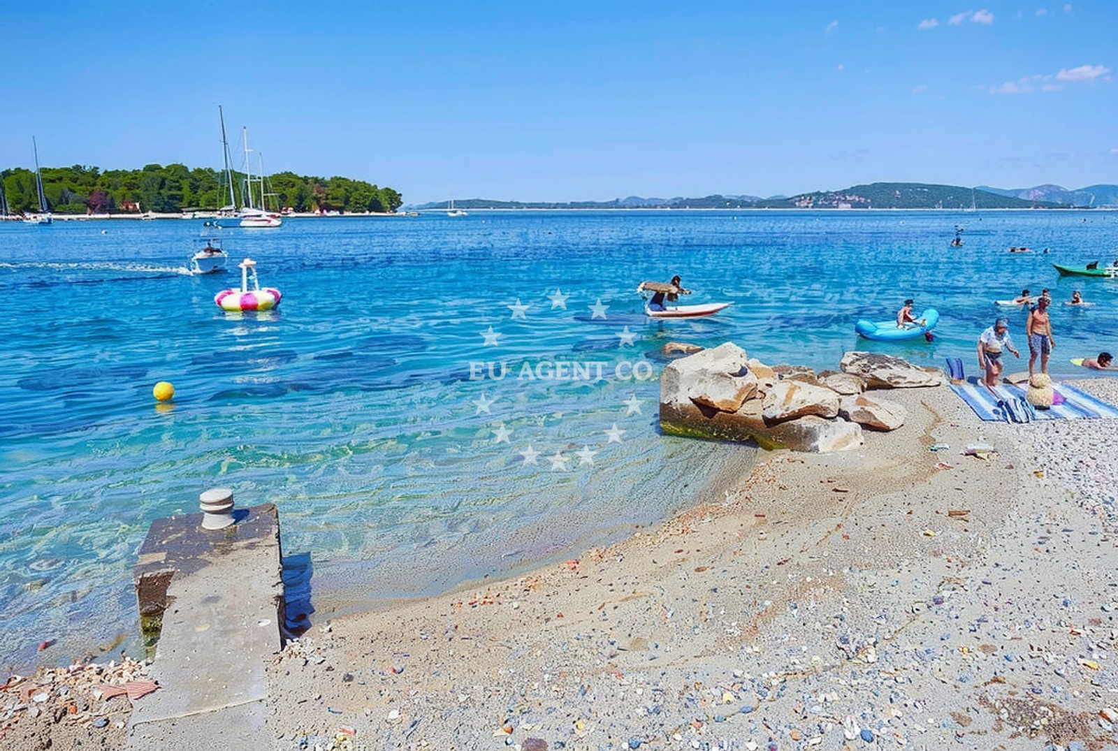 Additional view of Maslinica beach in Obala braće Marchi 19, Maslinica, Grohote