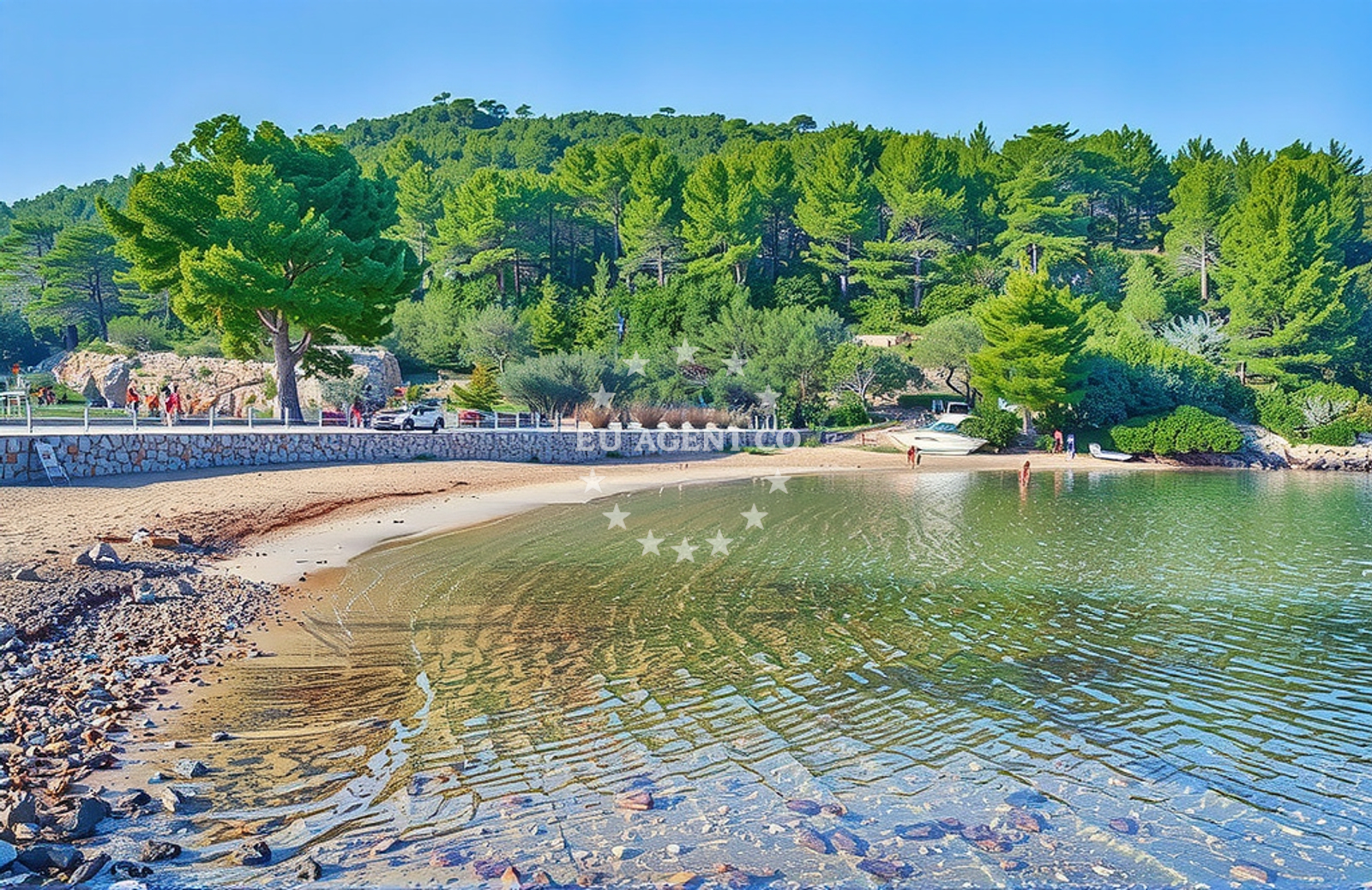 Additional view of Maslinica beach in Uvala Maslinica, Stari Grad
