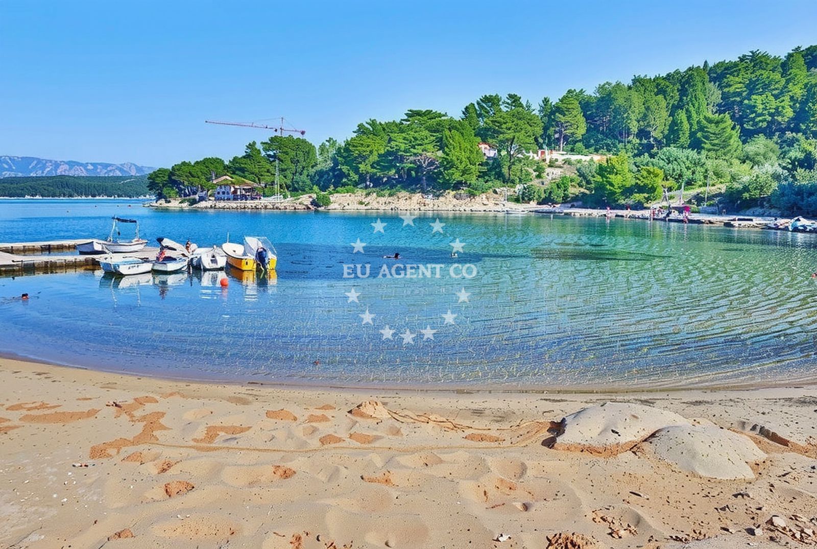 Additional view of Maslinica beach in Uvala Maslinica, Stari Grad