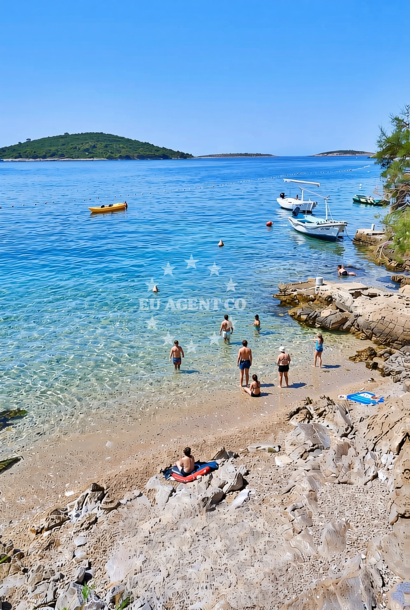 Additional view of Maslinica (Šolta): beaches and coves (4) in Maslinica (Šolta)