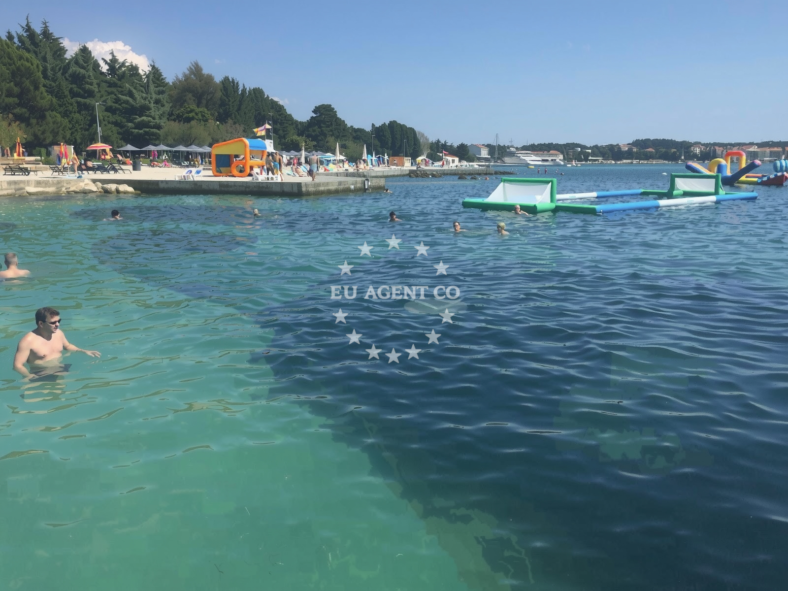 Additional view of Materada beach in Materada 31, Poreč