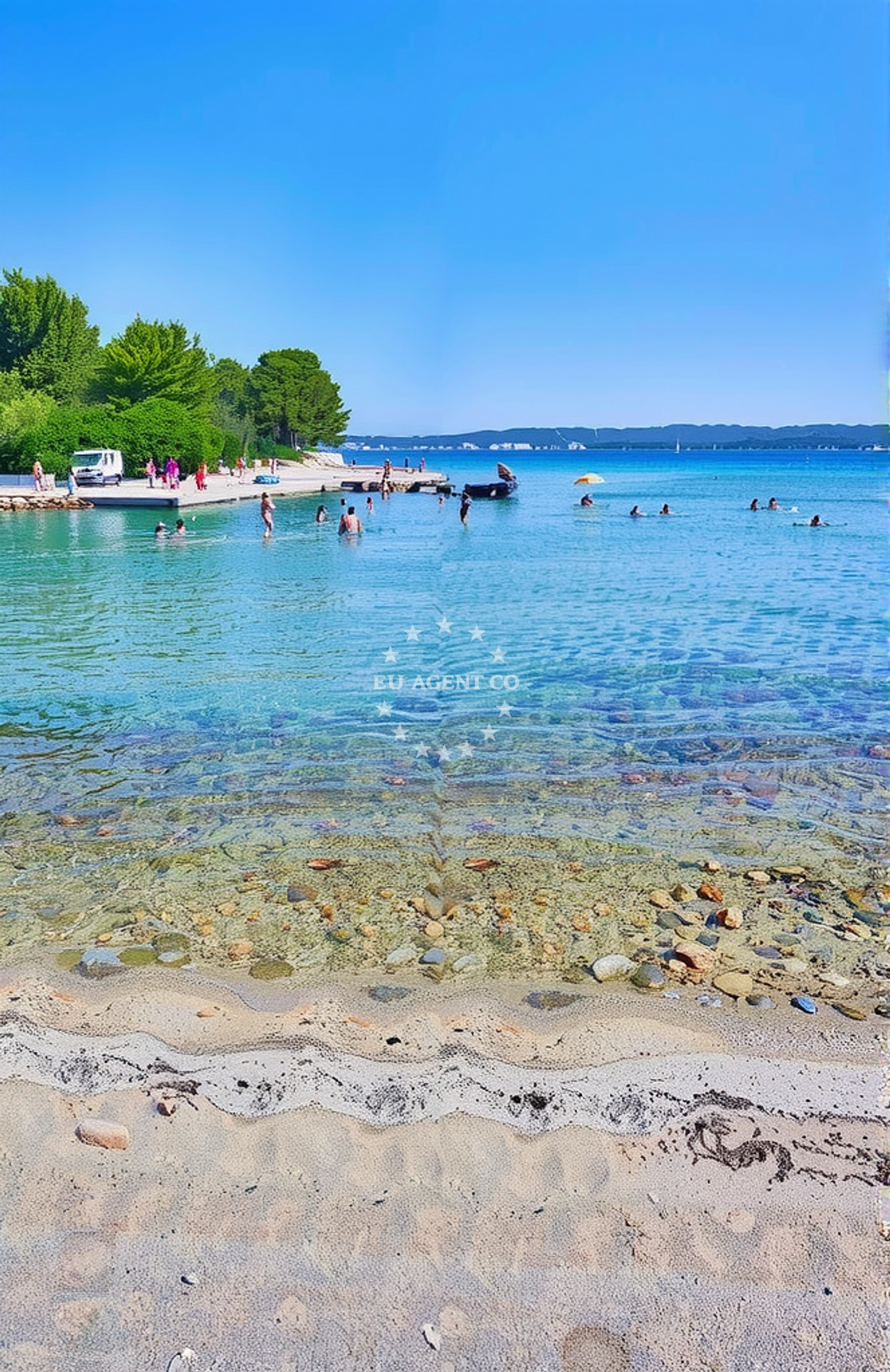 Additional view of Matlovac beach in II ulica br. 15, Ždrelac