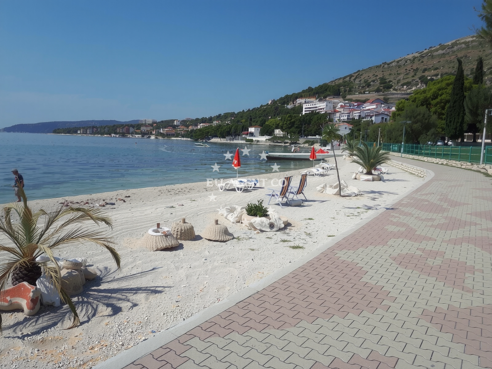 Sea and coastal view of Medena beach in Hrvatskih žrtava 187, Trogir