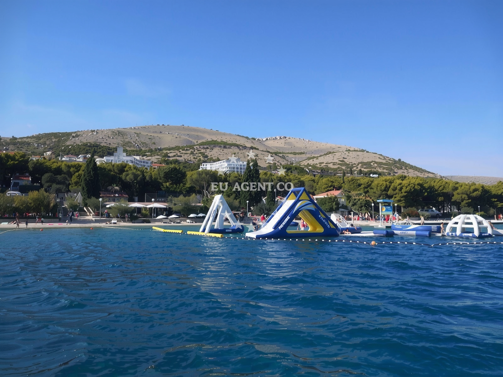 Additional view of Medena beach in Hrvatskih žrtava 187, Trogir