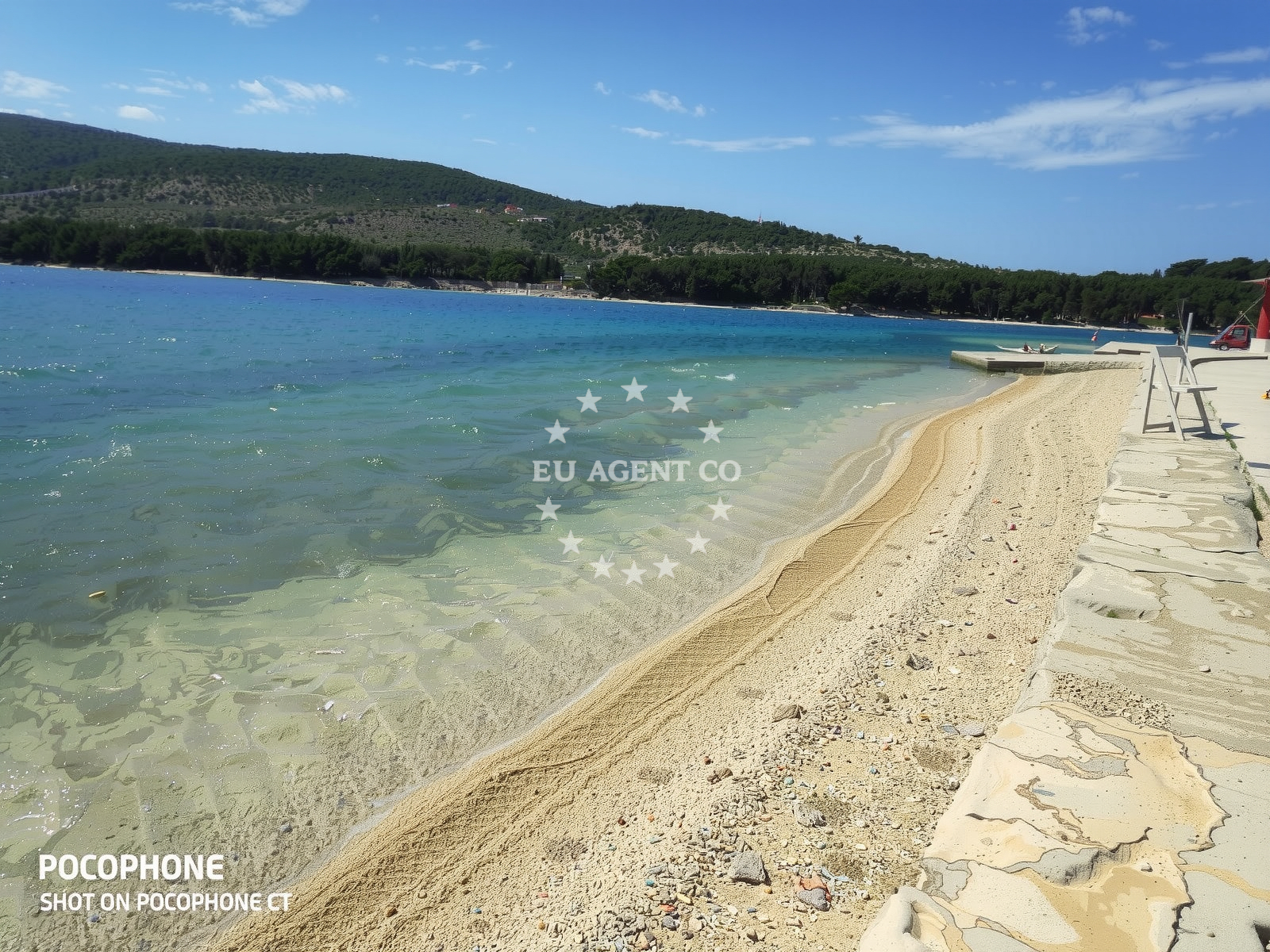 Shoreline and swimming area at Melin beach in Melin III 13, Cres