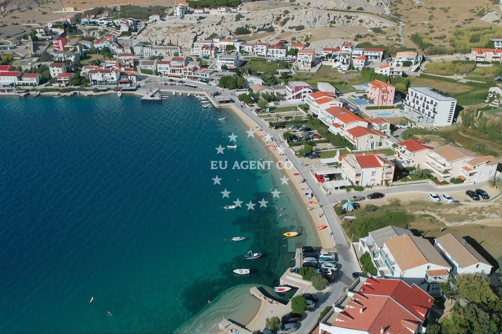 Shoreline and swimming area at Metajna beach in Metajna 113, Metajna