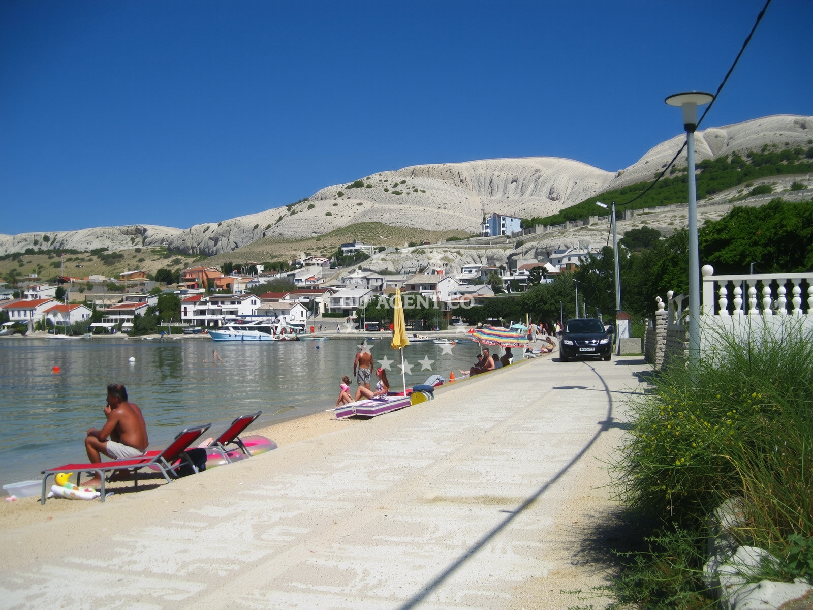 Additional view of Metajna beach in Metajna 113, Metajna