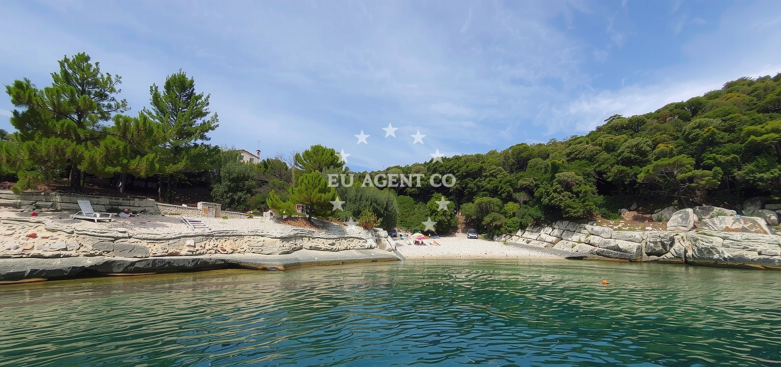 Additional view of Mezoporat beach in Kavran 3b, Kavran