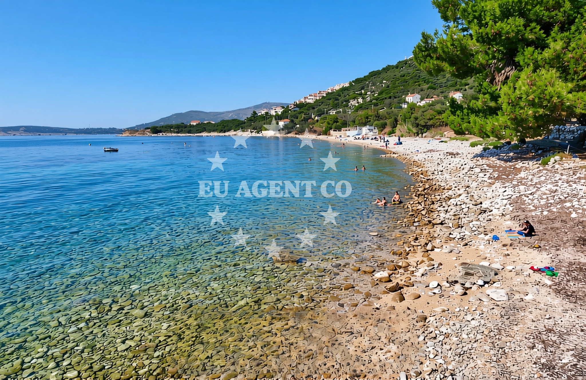 Additional view of Miholašćica jug, Miholašćica (Cres) Beach in Miholašćica jug