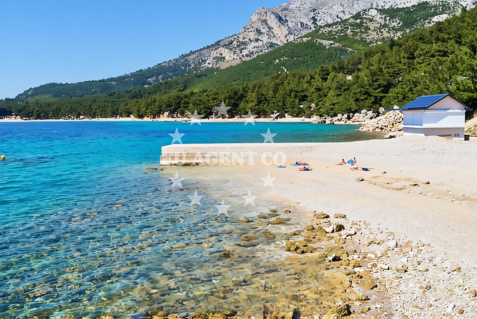 Beach facilities and surroundings at Milo moje, Drvenik (Gradac) Beach in Milo moje