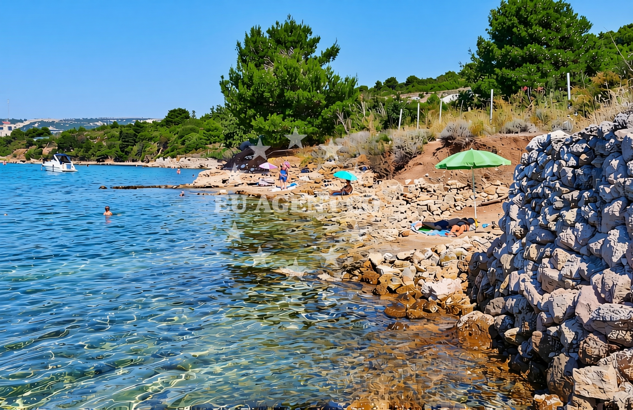 Beach facilities and surroundings at Mirine sjever 1, Barbat na Rabu (Rab) Beach in Mirine sjever 1
