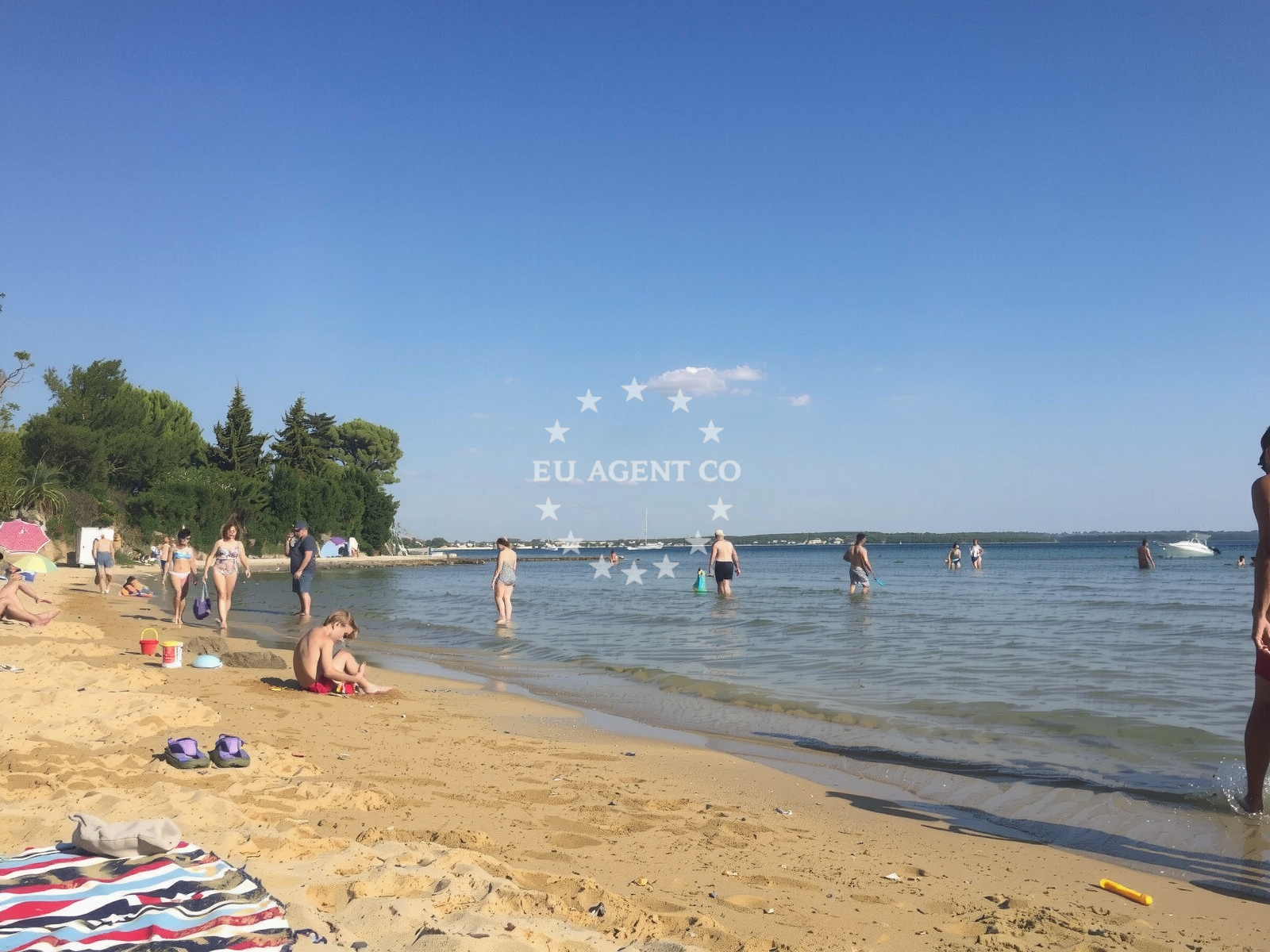 Sea and coastal view of Mletak beach in Put mula 17A, Privlaka