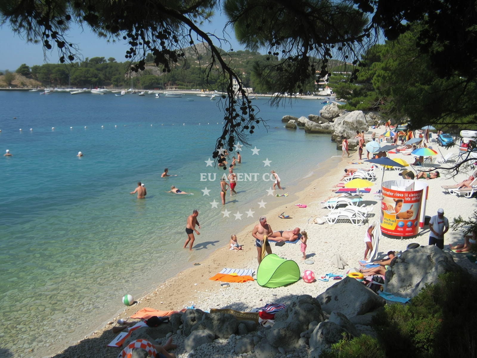 Shoreline and swimming area at Mlini beach in Trgovište 16, Mlini