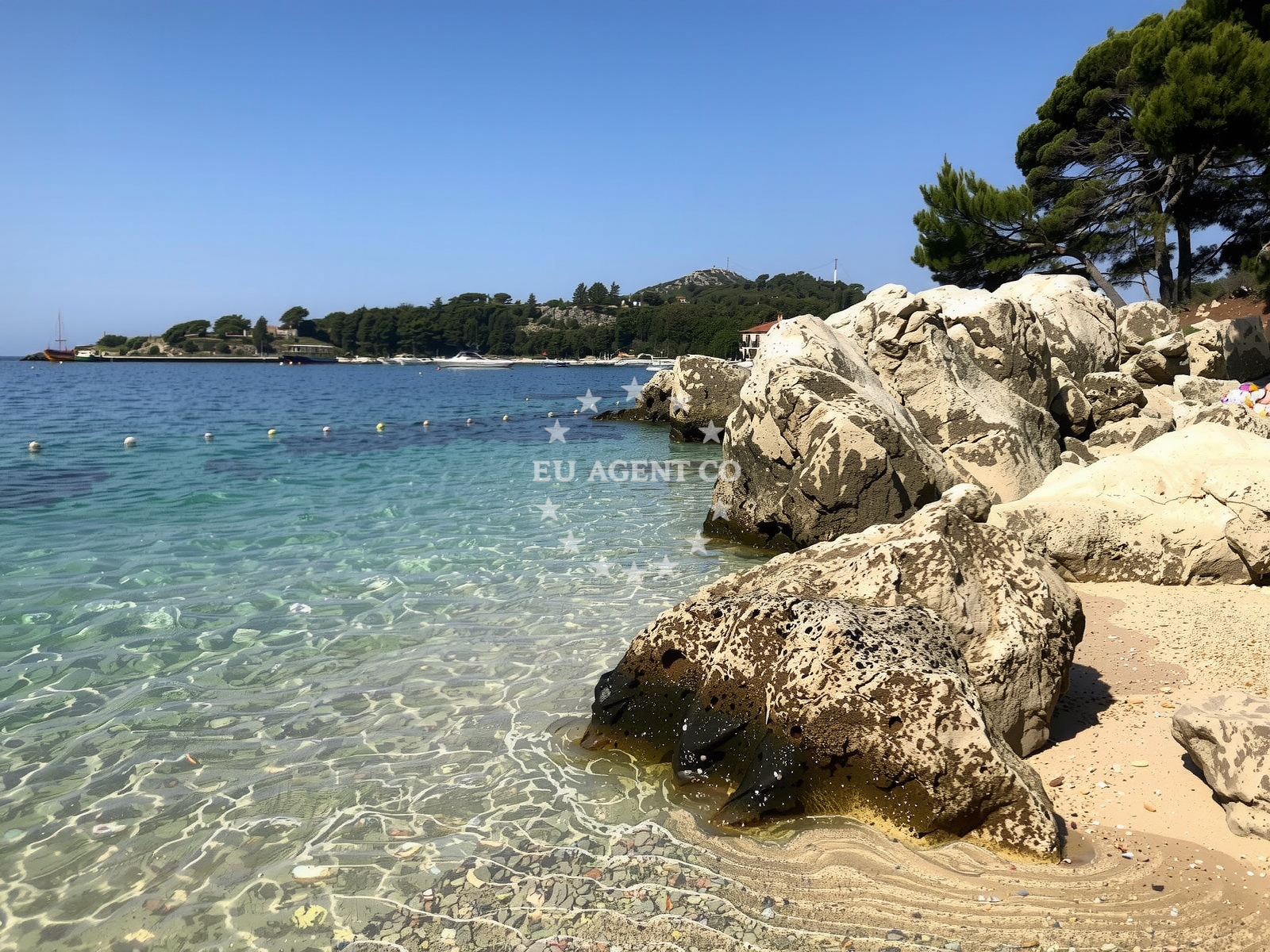 Beach facilities and surroundings at Mlini beach in Trgovište 16, Mlini