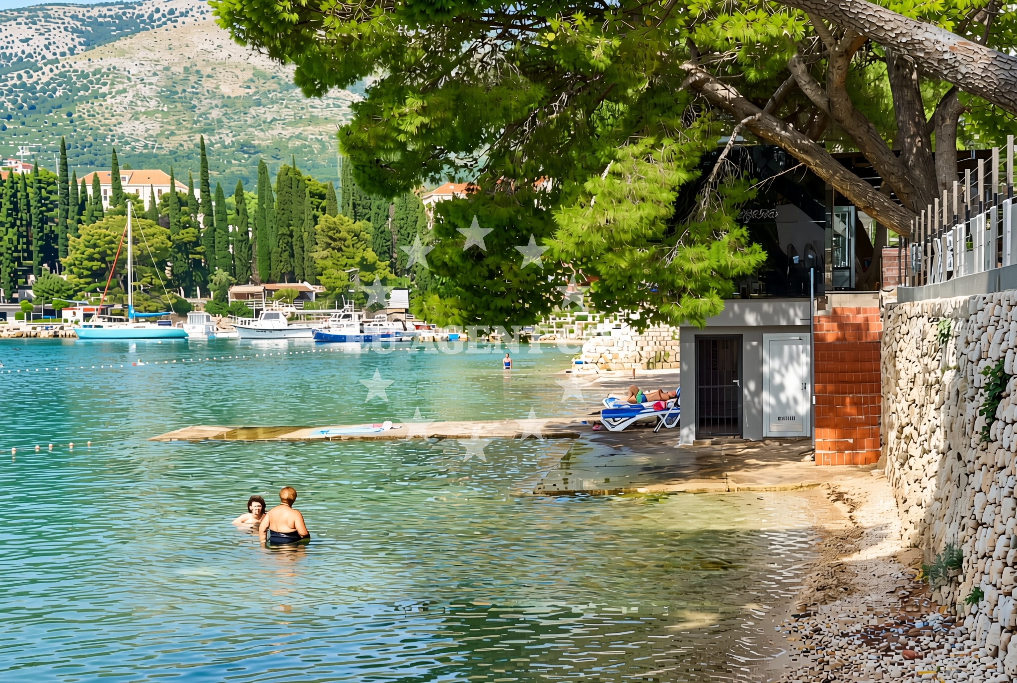 Beach facilities and surroundings at Močići: beaches and coves in Močići